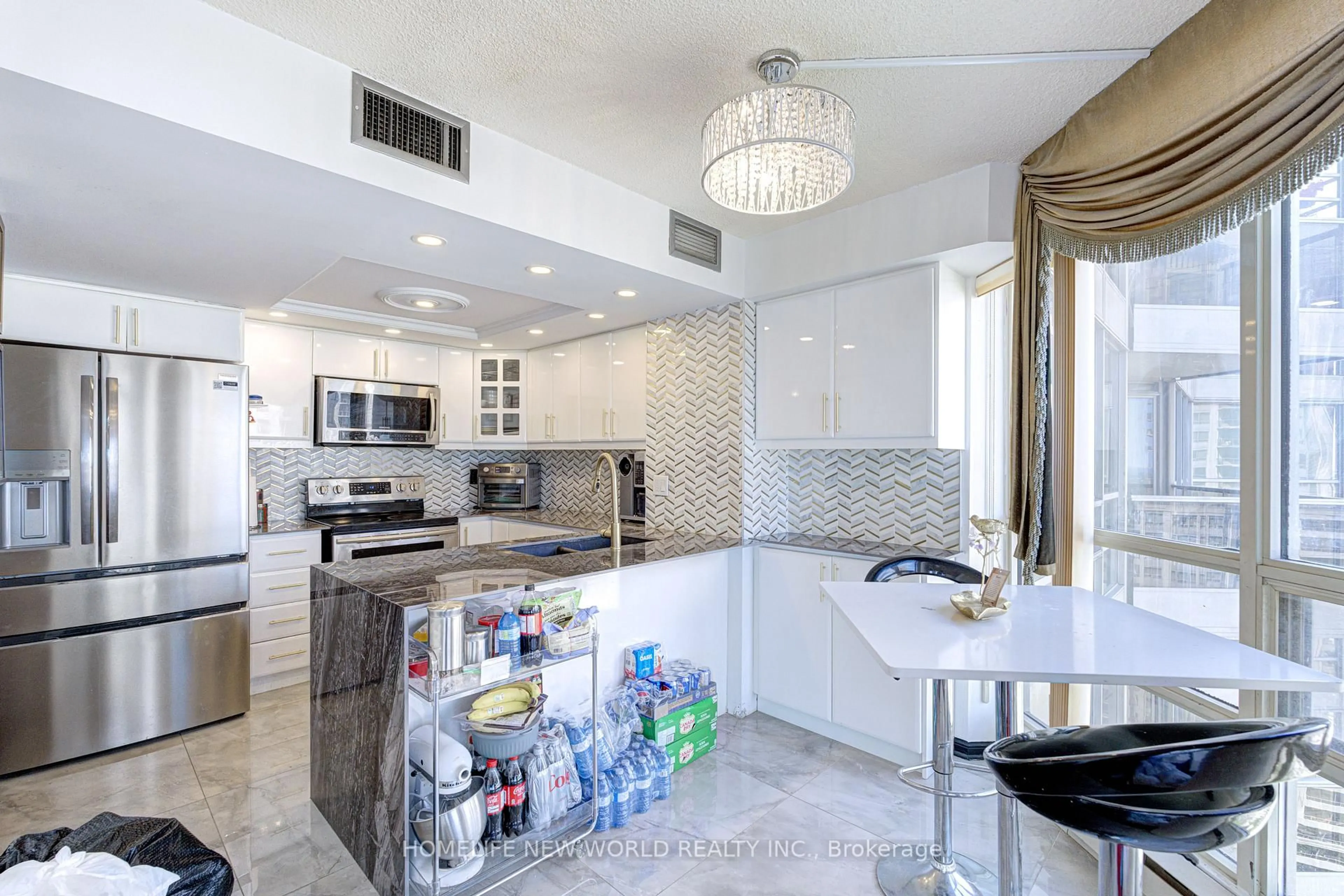 Contemporary kitchen, ceramic/tile floor for 45 Kingsbridge Garden Circ #2704, Mississauga Ontario L5R 3K4