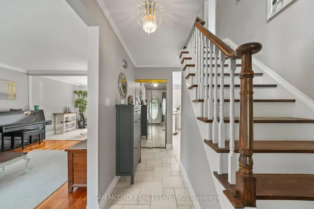 1440 Leda Ave, Mississauga 5