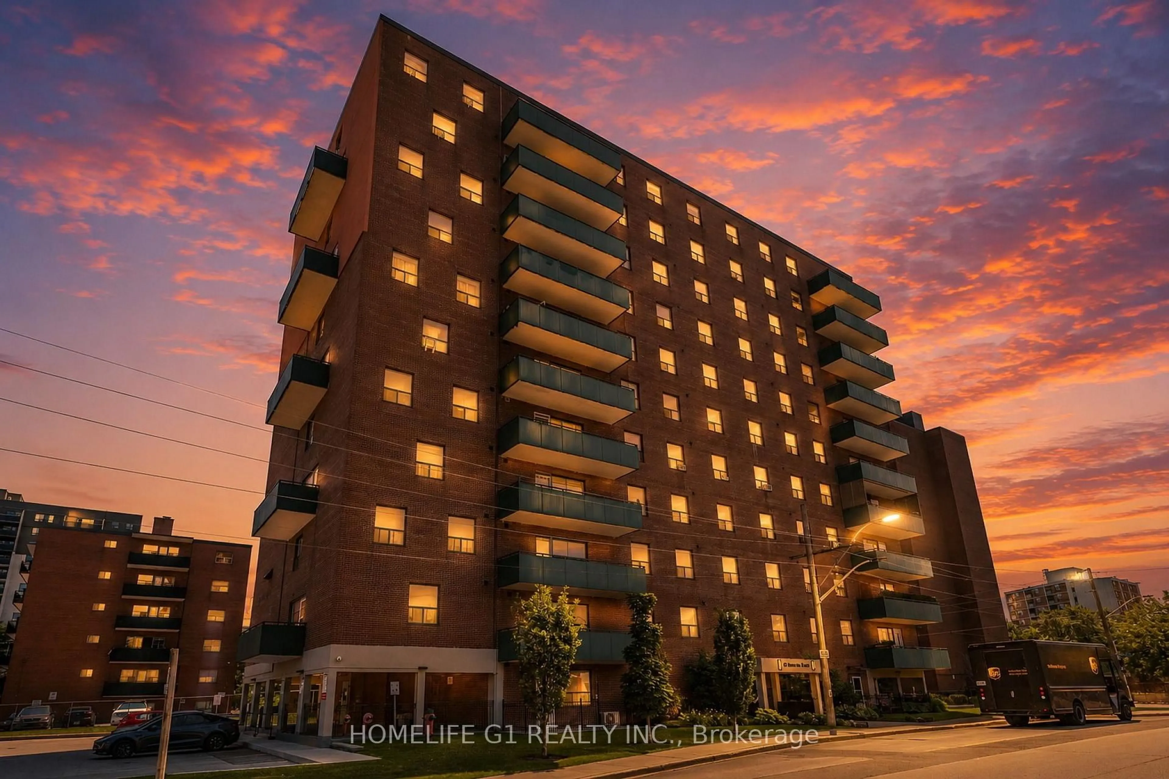 Home with brick exterior material, building for 49 Queen St, Mississauga Ontario L5G 4N6