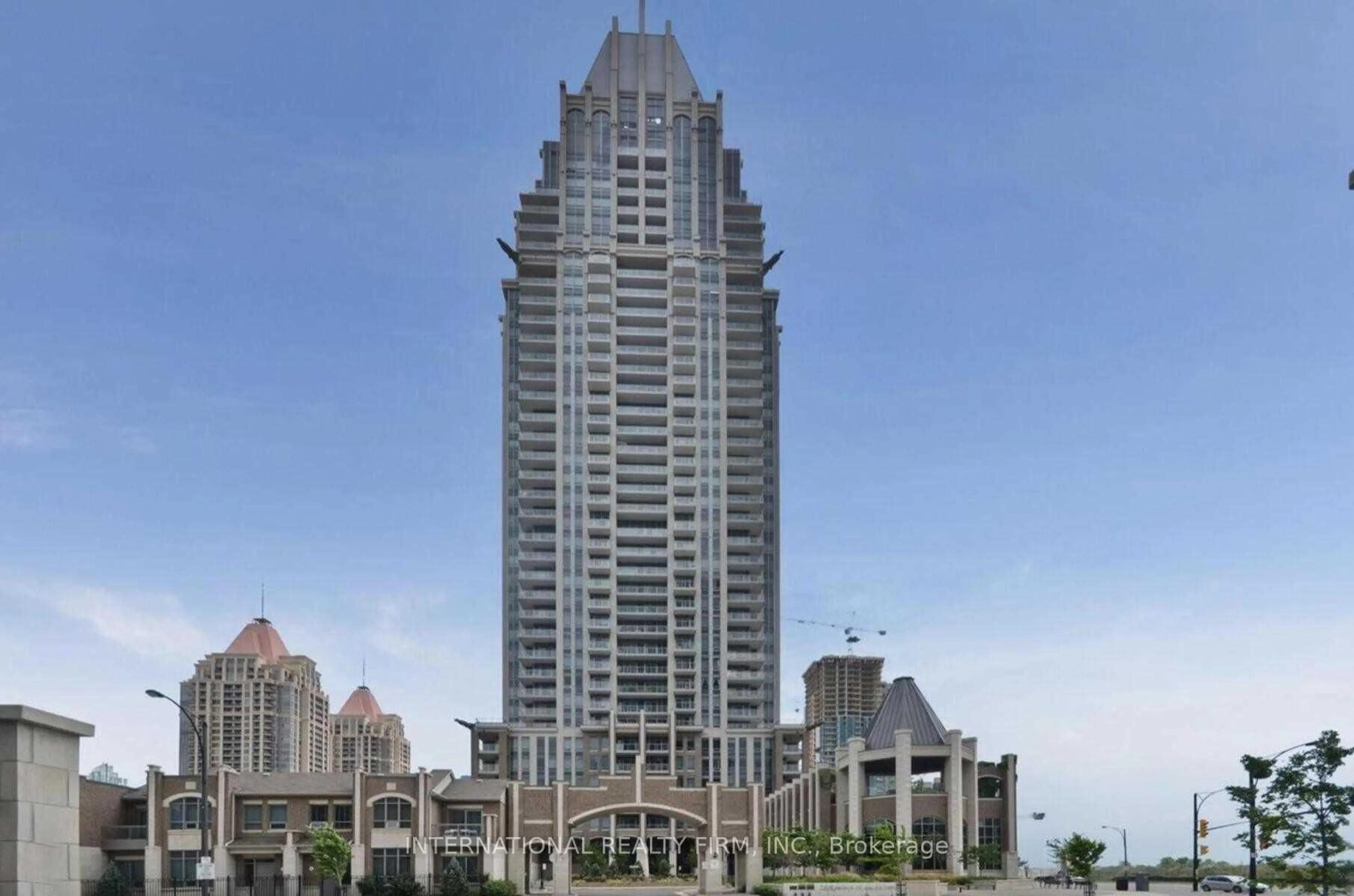 Indoor foyer for 388 Prince Of Wales Dr #2004, Mississauga Ontario L5B 0A1