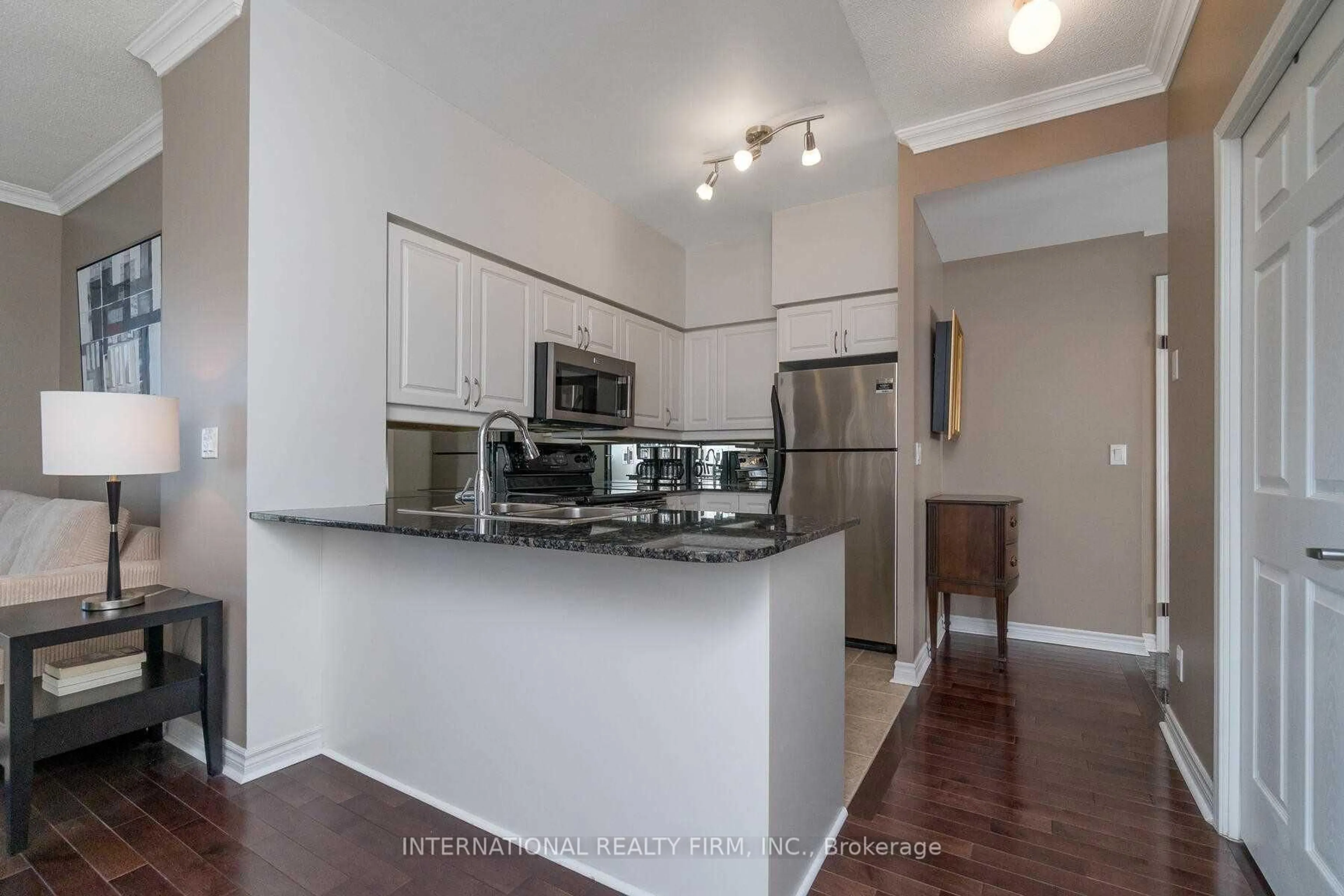 Standard kitchen, unknown for 388 Prince Of Wales Dr #2004, Mississauga Ontario L5B 0A1