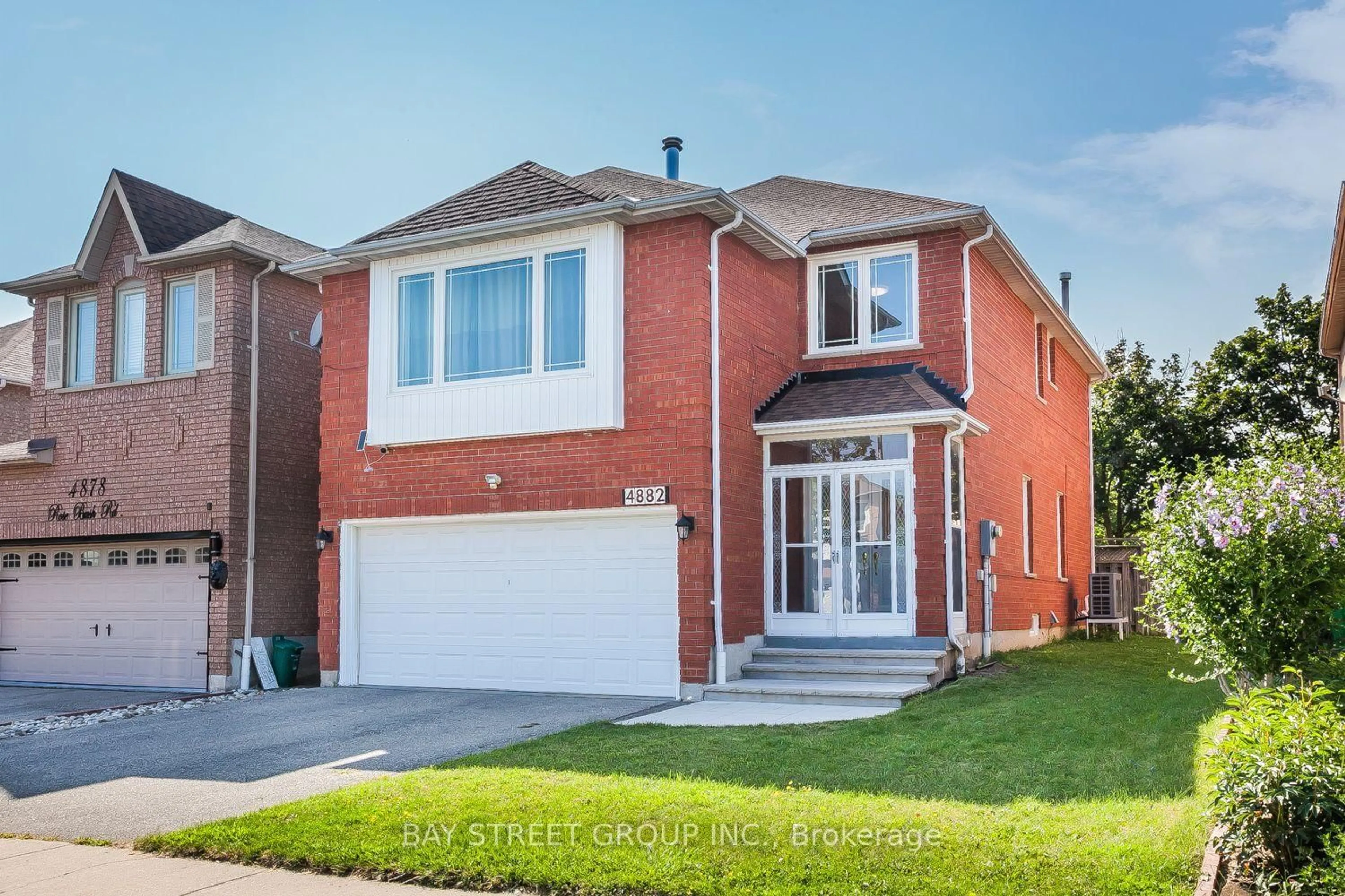 Home with brick exterior material, street for 4882 Rosebush Rd, Mississauga Ontario L5M 5M9