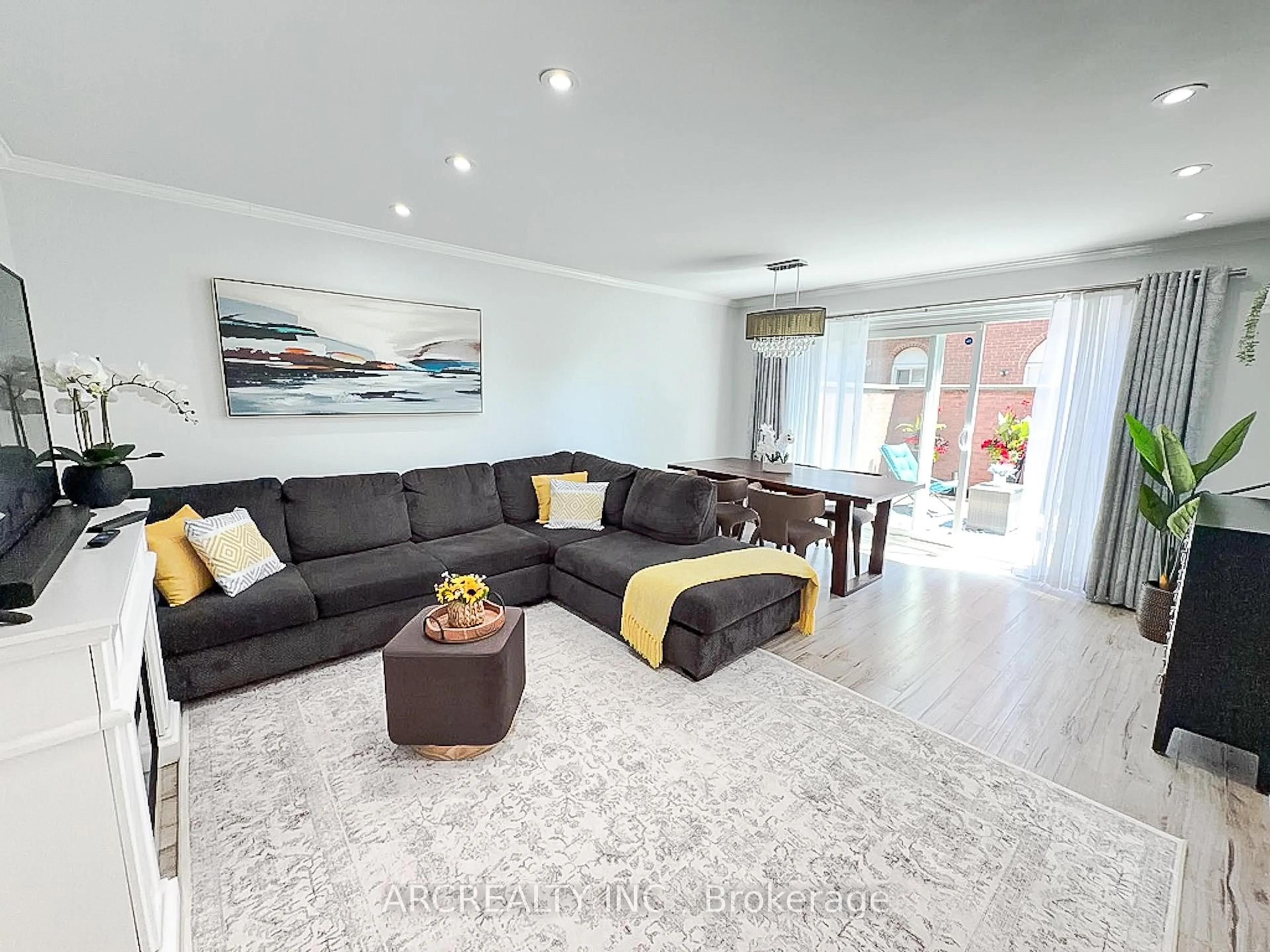 Living room with furniture, unknown for 87 Irwin Rd #1, Toronto Ontario M9W 5W1