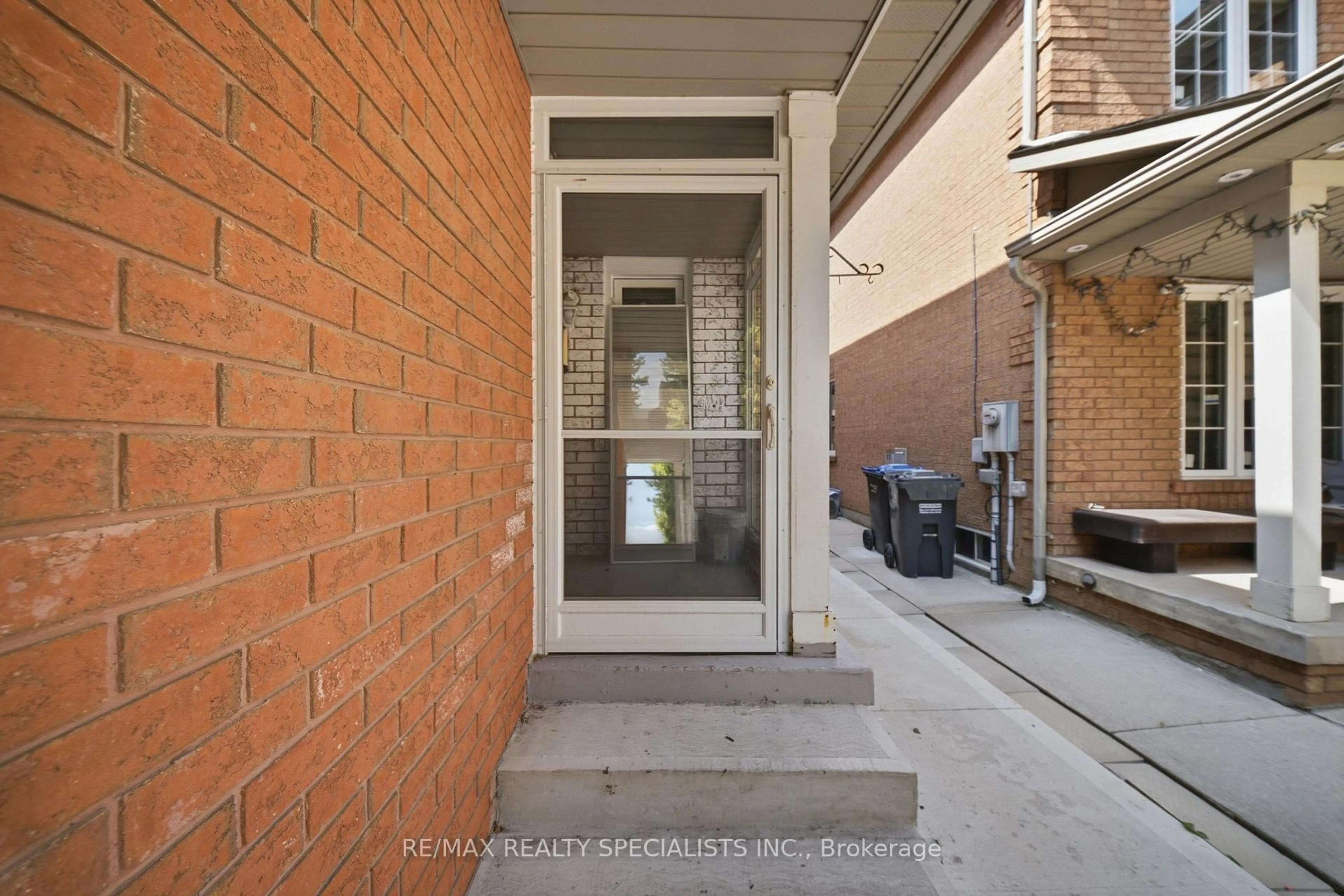 Unknown for 45 Clover Bloom Rd, Brampton Ontario L6R 1S2