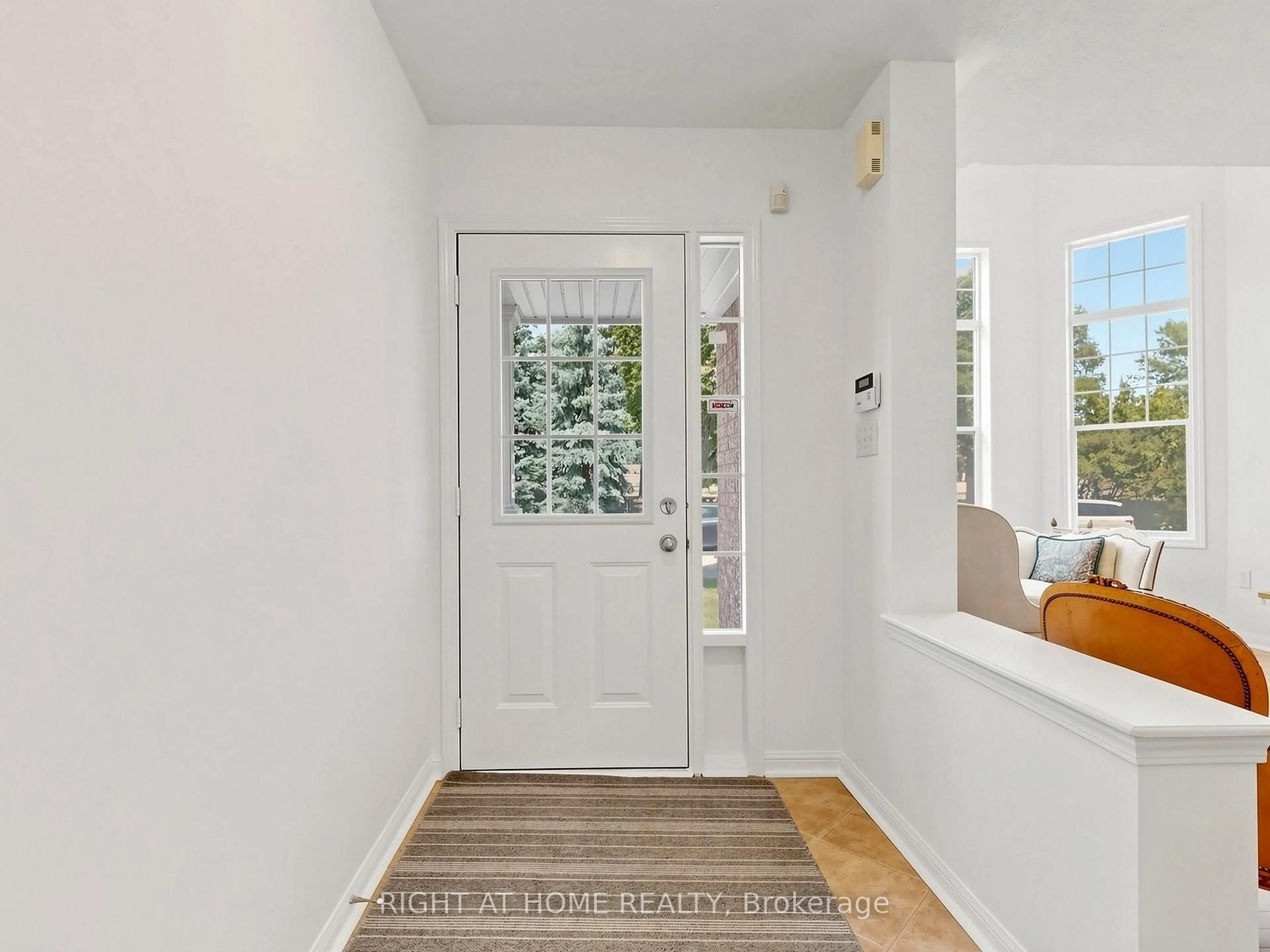 Indoor entryway for 3114 Scotscraig Cres, Oakville Ontario L6M 5G8