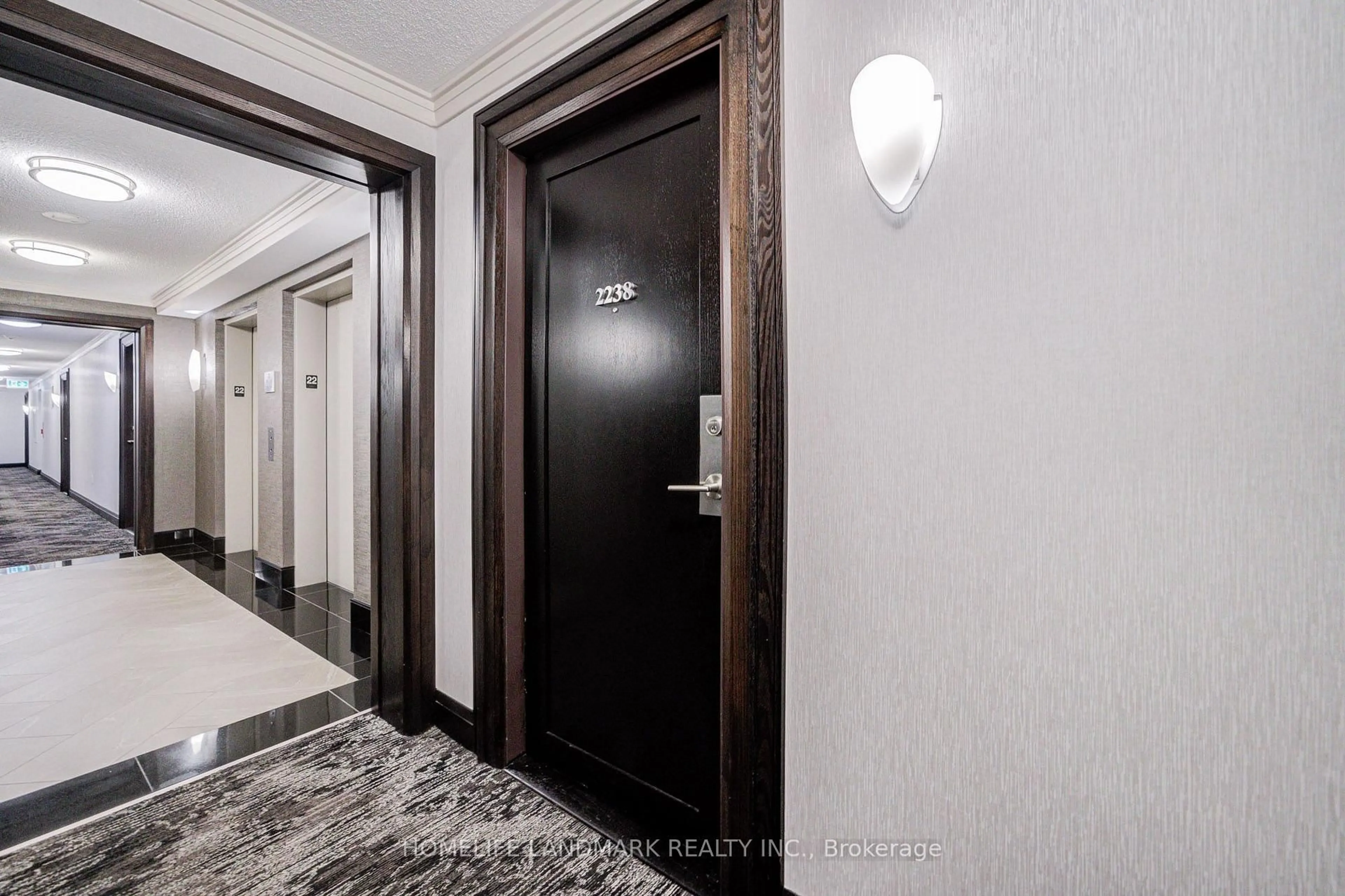 Indoor foyer for 35 Viking Lane #2238, Toronto Ontario M9B 0A2