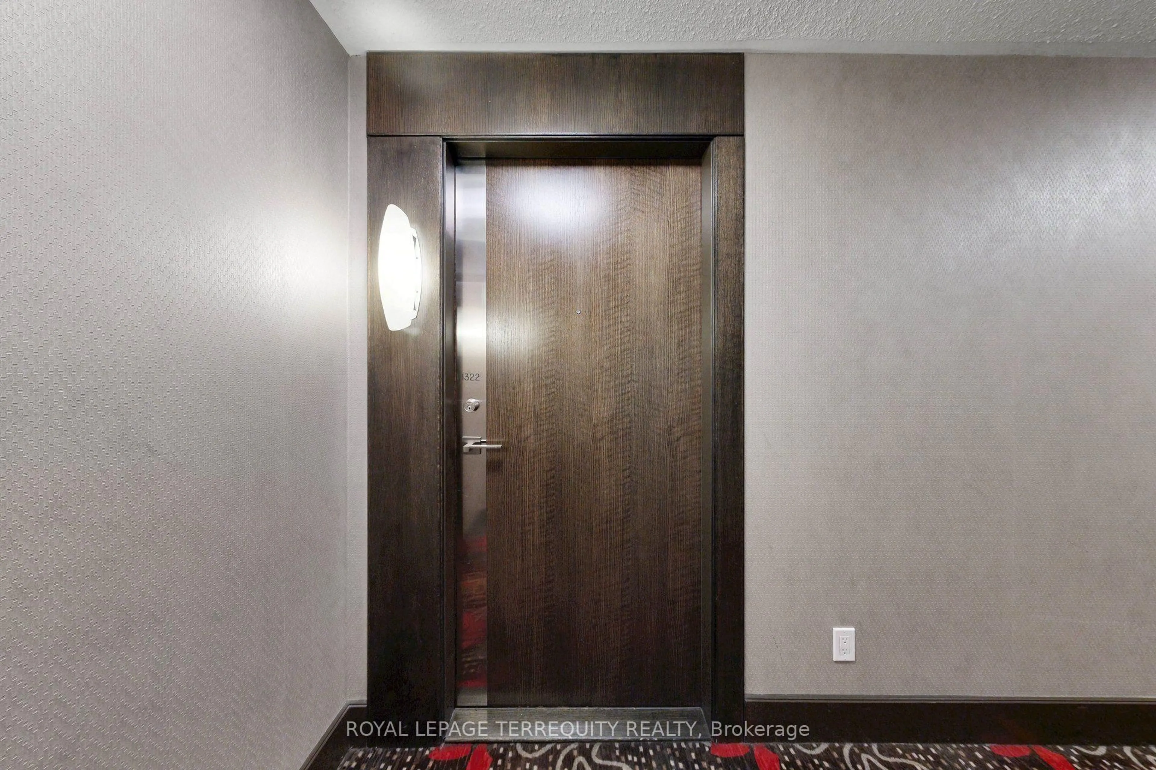 Indoor foyer for 2 Eva Rd #1322, Toronto Ontario M9C 0A9