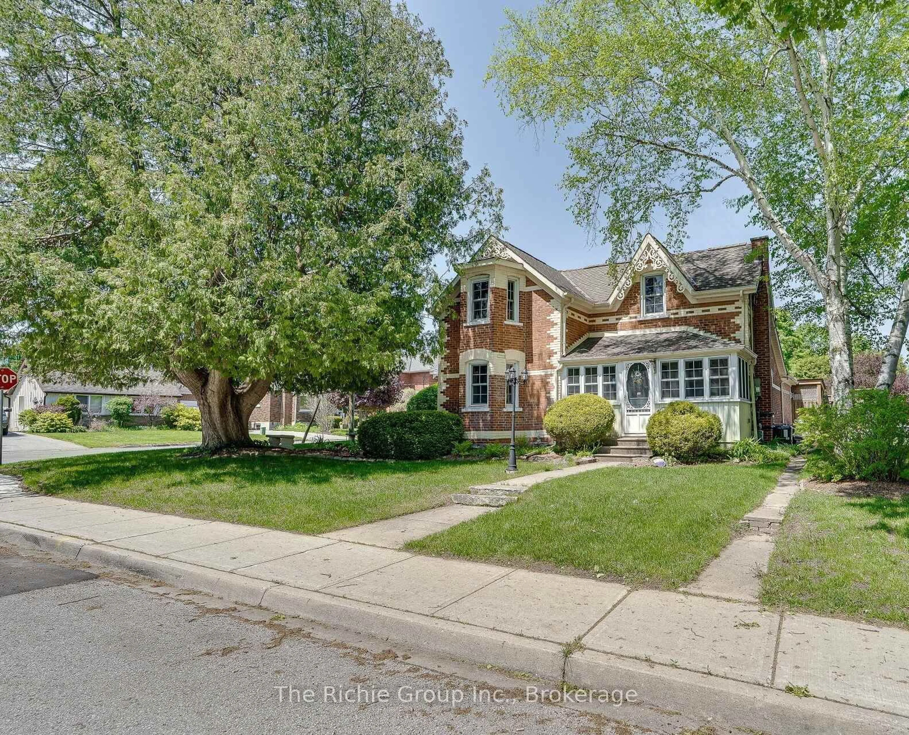 Home with brick exterior material, street for 15 Emma St, Caledon Ontario L7C 1K5