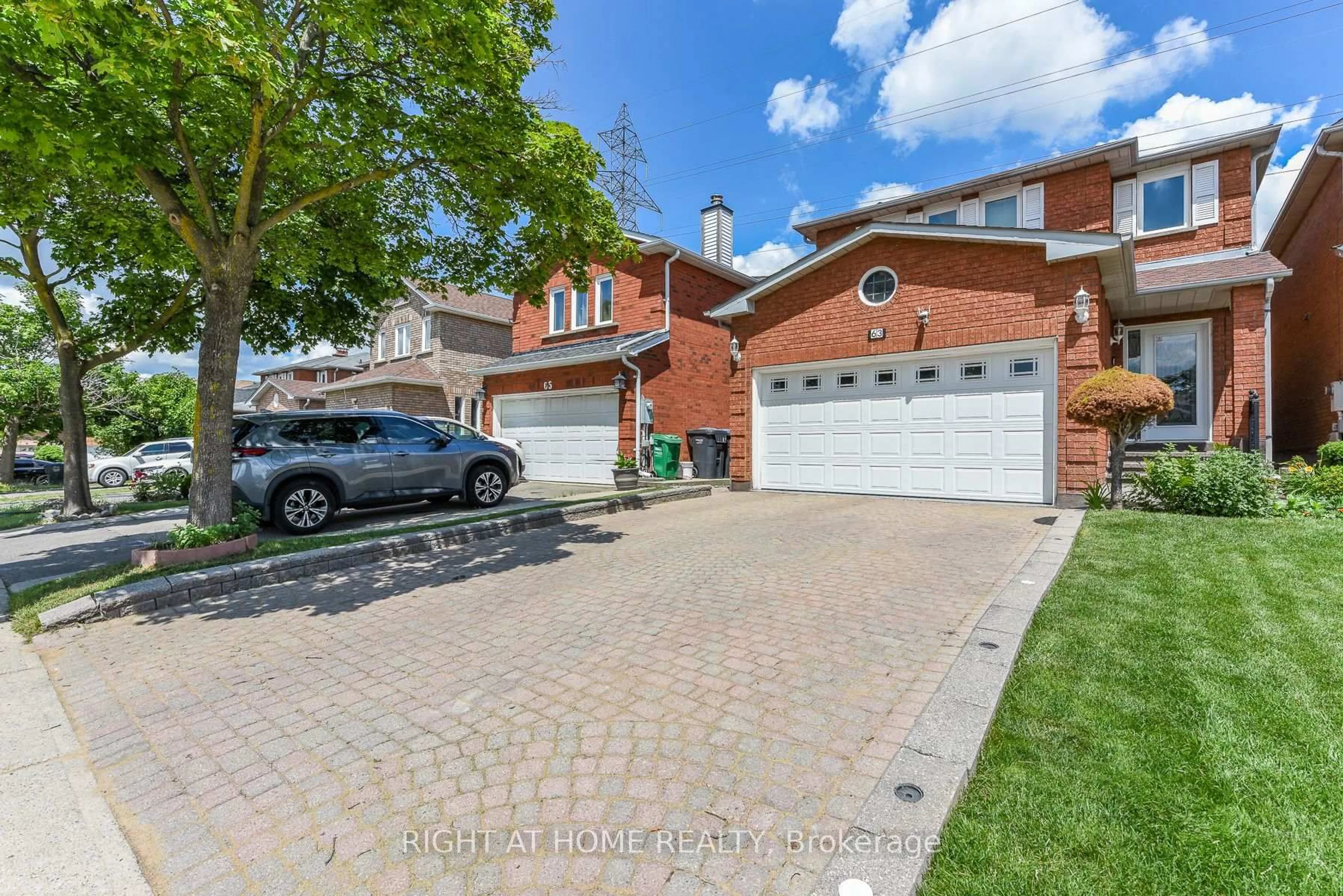 Home with brick exterior material, street for 63 PENNSYLVANIA Ave, Brampton Ontario L6Y 4P3