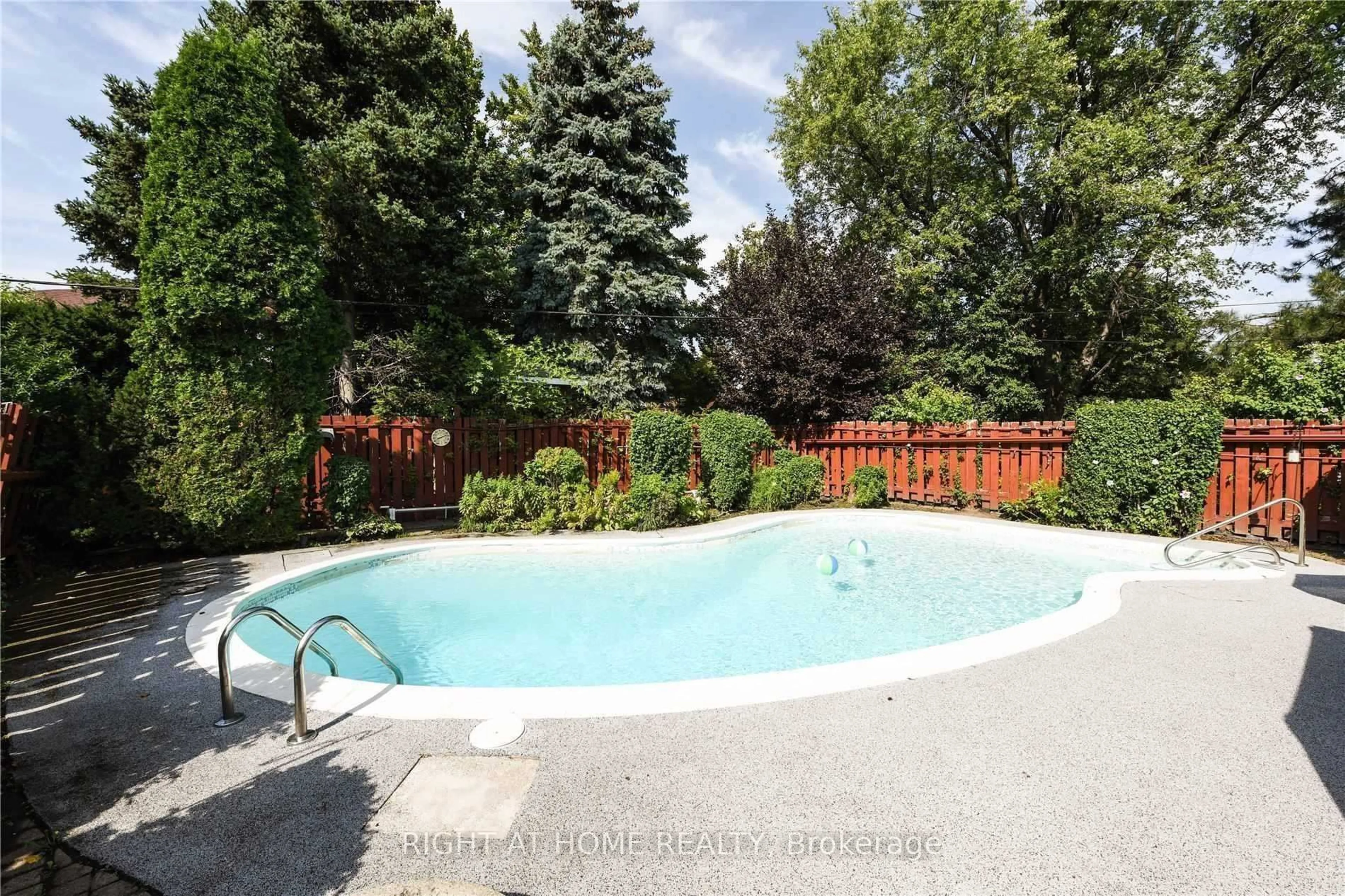 Pool for 21 Mitre Pl, Toronto Ontario M9R 3C5