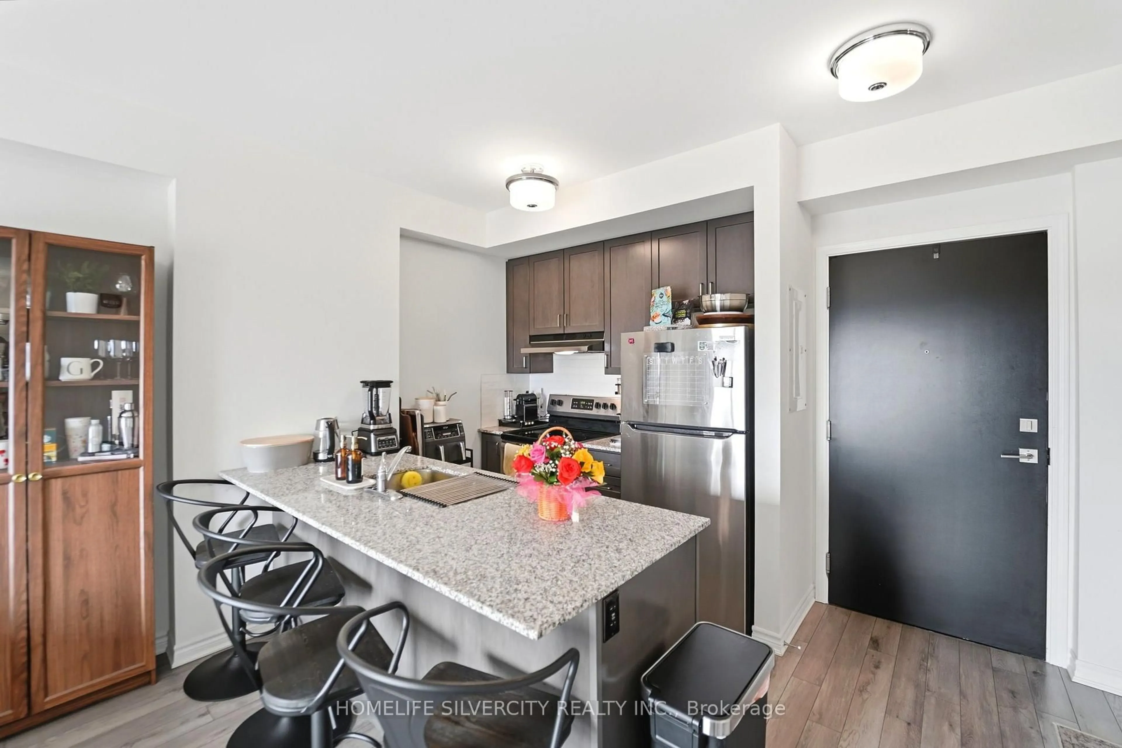 Standard kitchen, unknown for 200 Lagerfield Dr #604, Brampton Ontario L7A 5G5