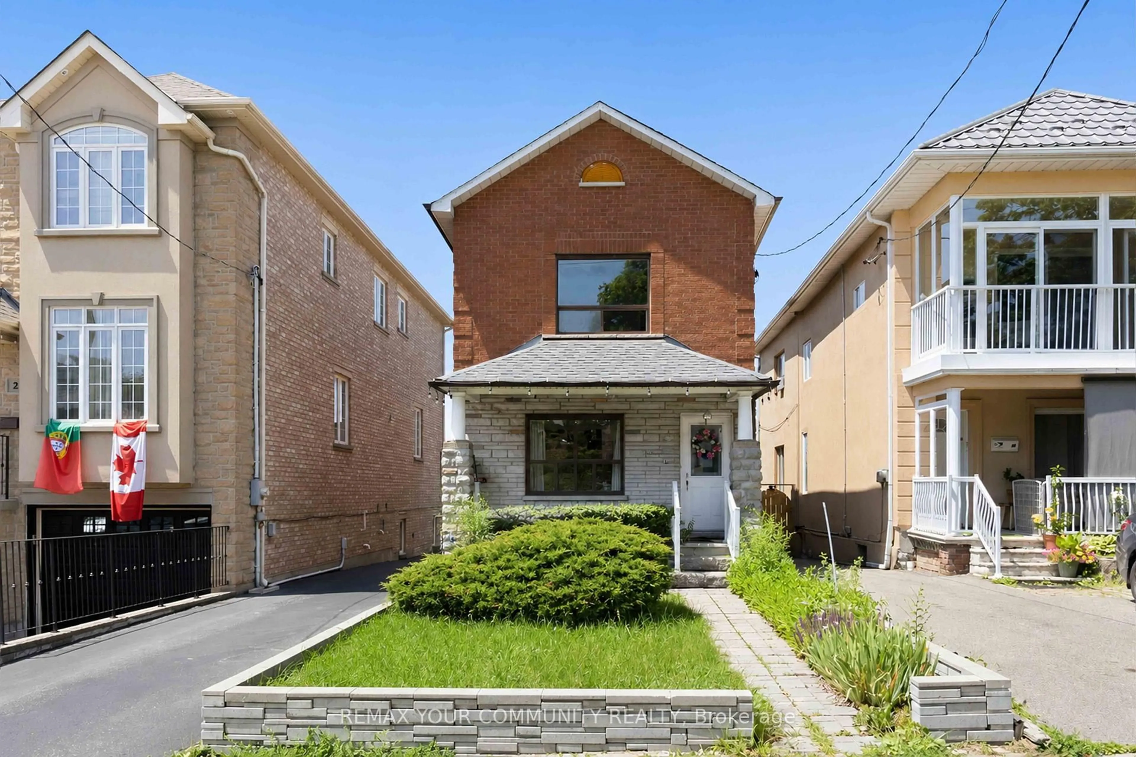 Home with brick exterior material, street for 32 Kirknewton Rd, Toronto Ontario M6E 3Y1