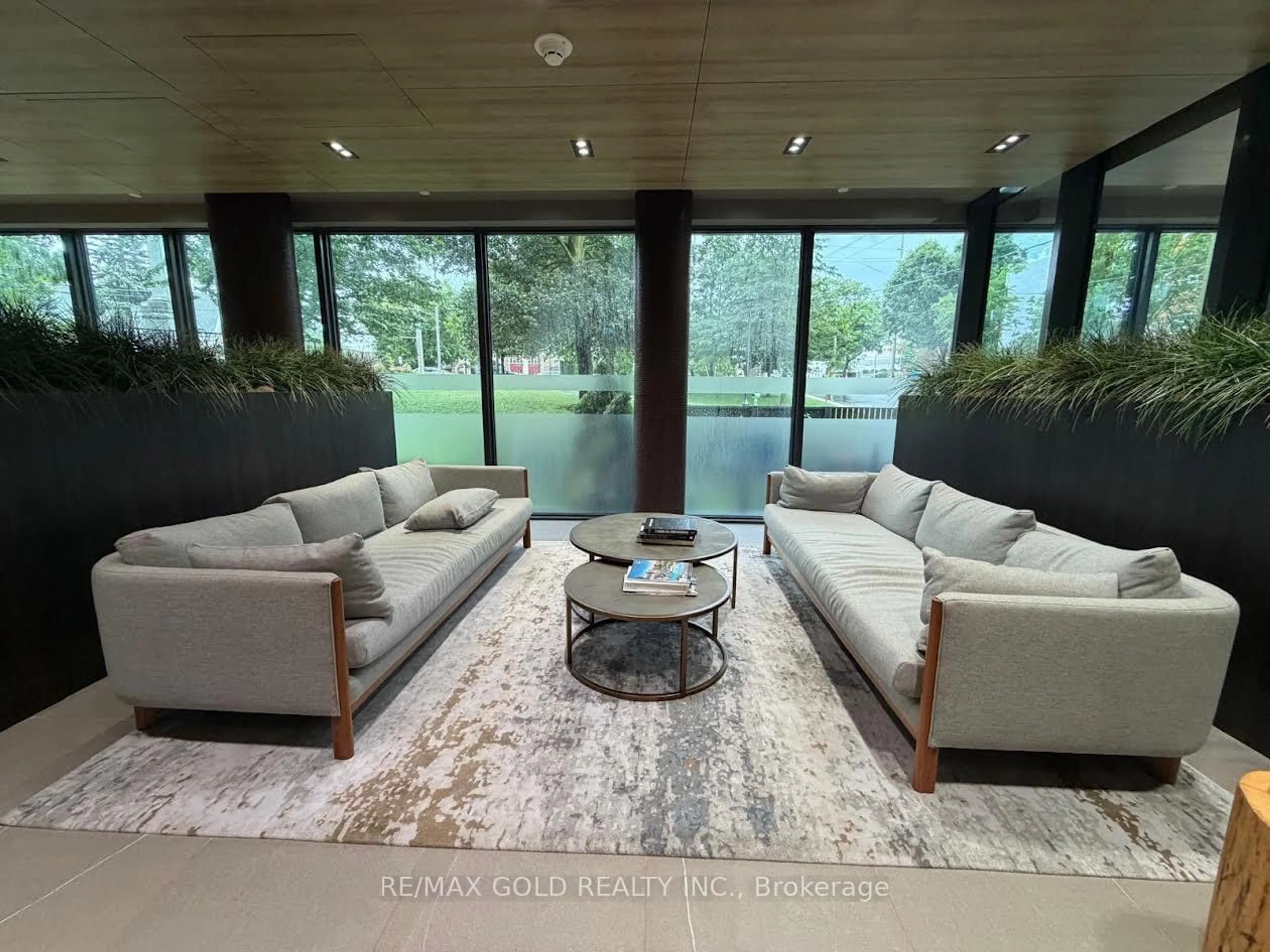 Living room with furniture, unknown for 21 Park St #318, Mississauga Ontario L5G 0C2