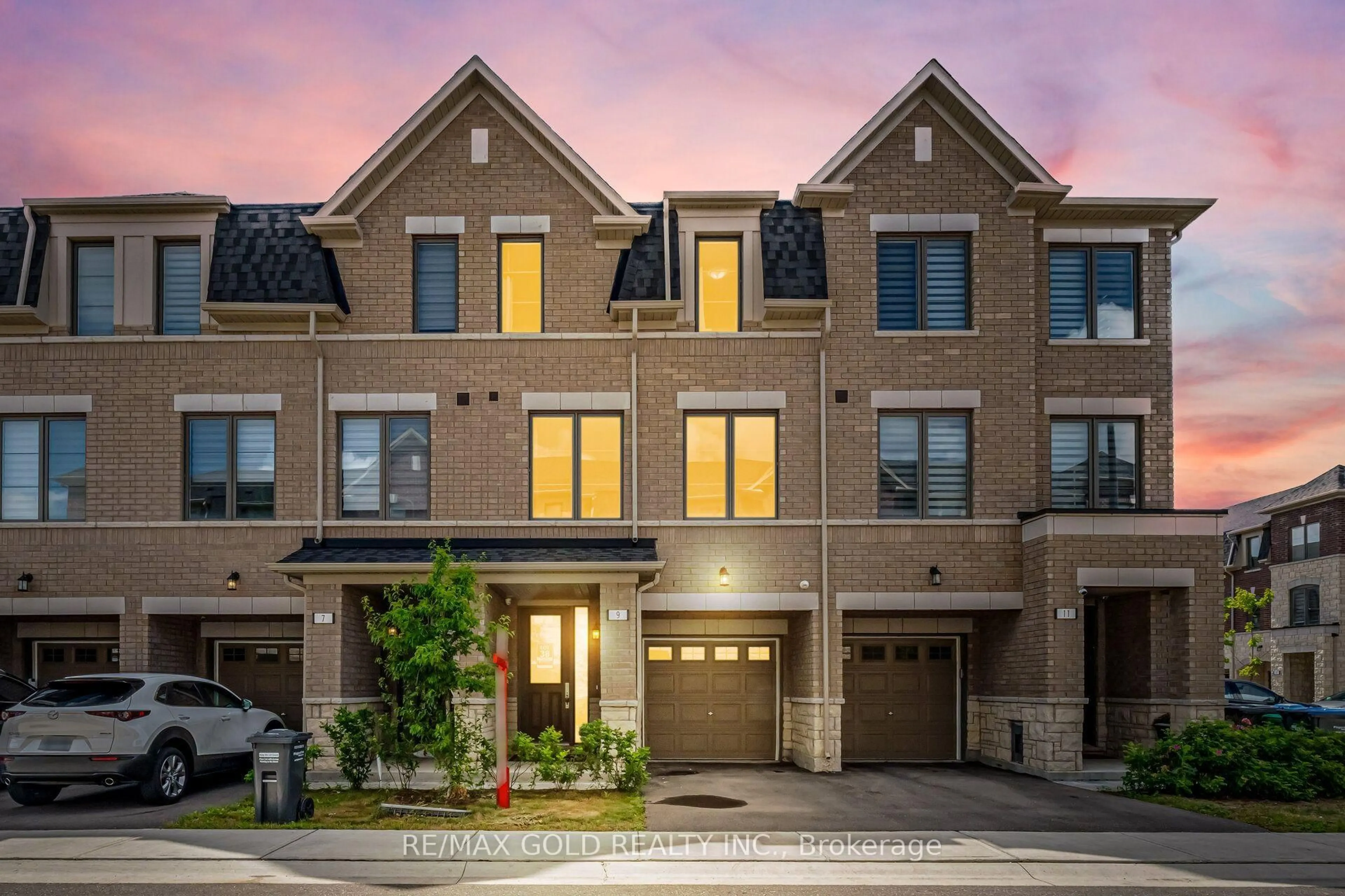 Home with brick exterior material, street for 9 Arcola St, Brampton Ontario L6P 4N7