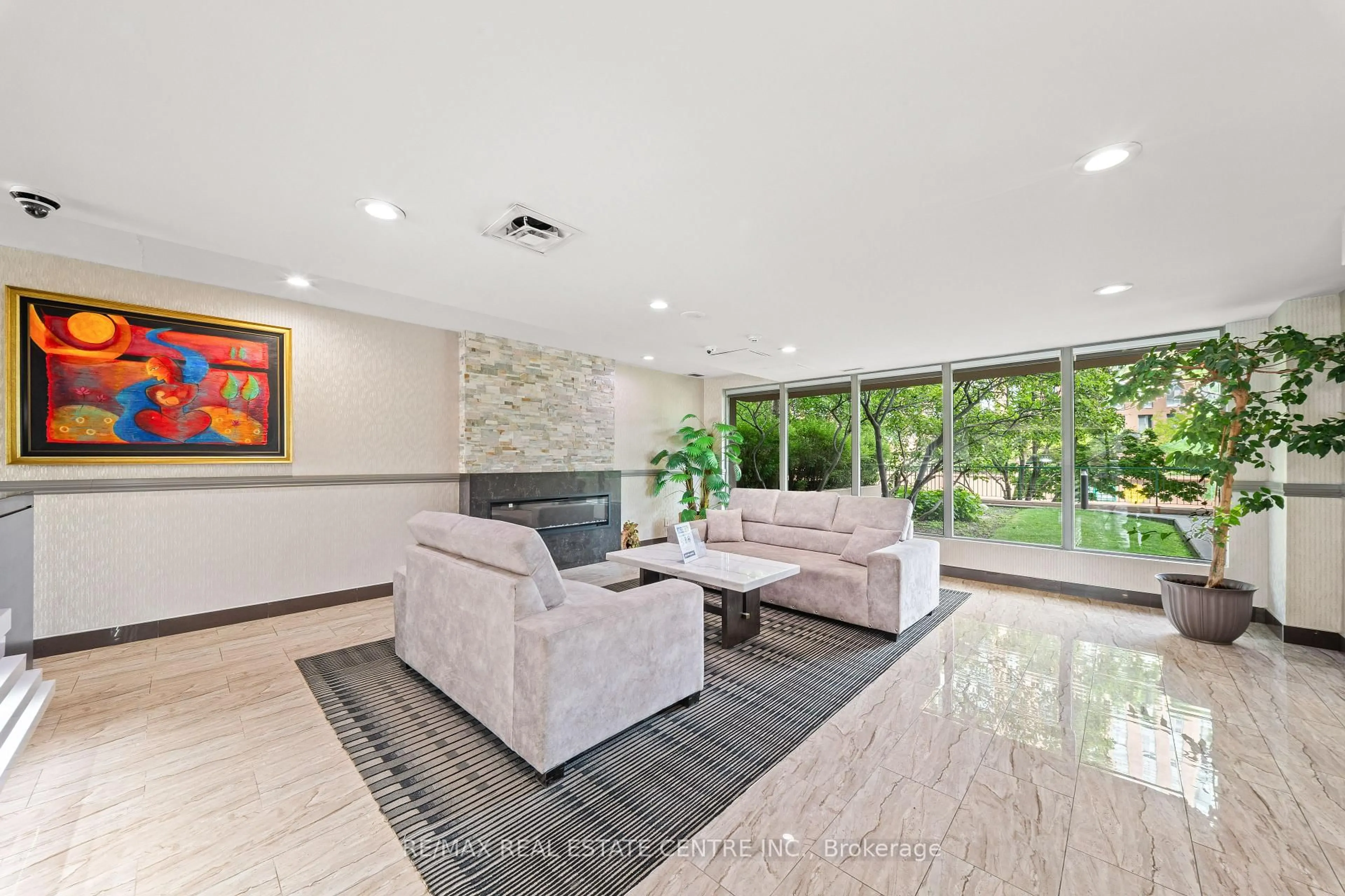 Unknown for 145 Hillcrest Ave #1907, Mississauga Ontario L5B 3Z1