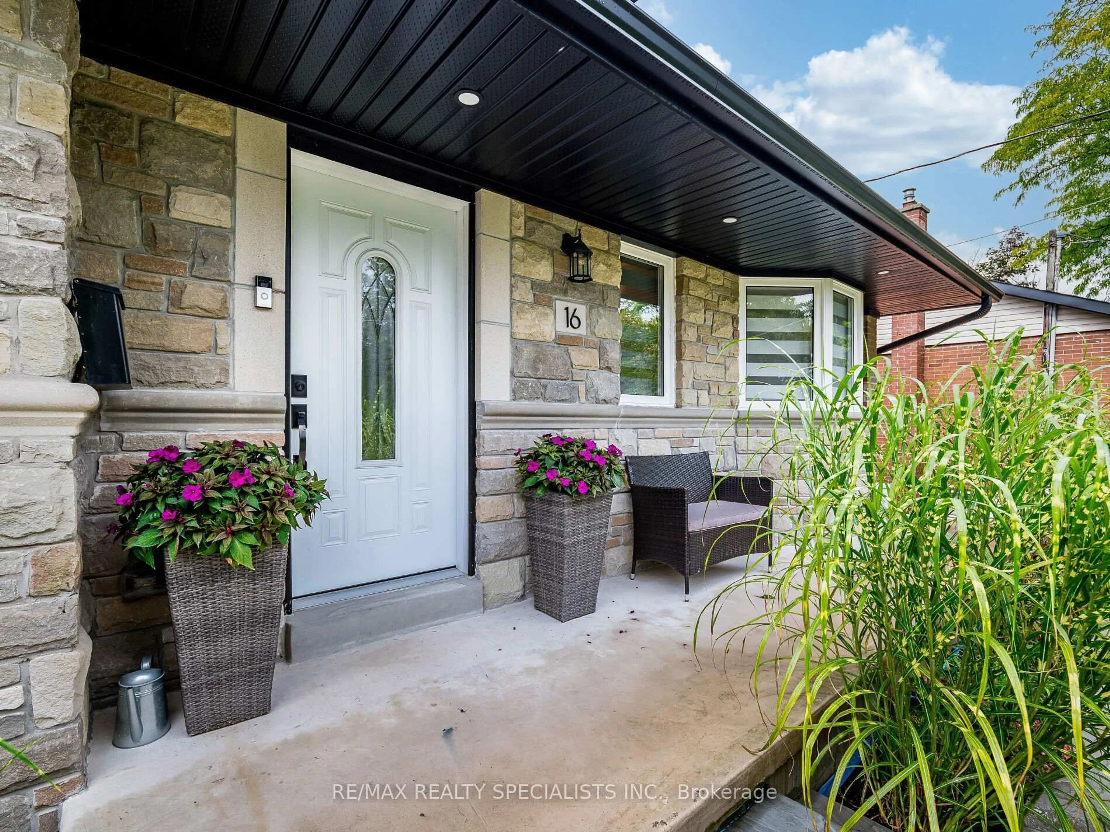 Home with brick exterior material, street for 16 Lesbury Ave, Brampton Ontario L6W 3A3