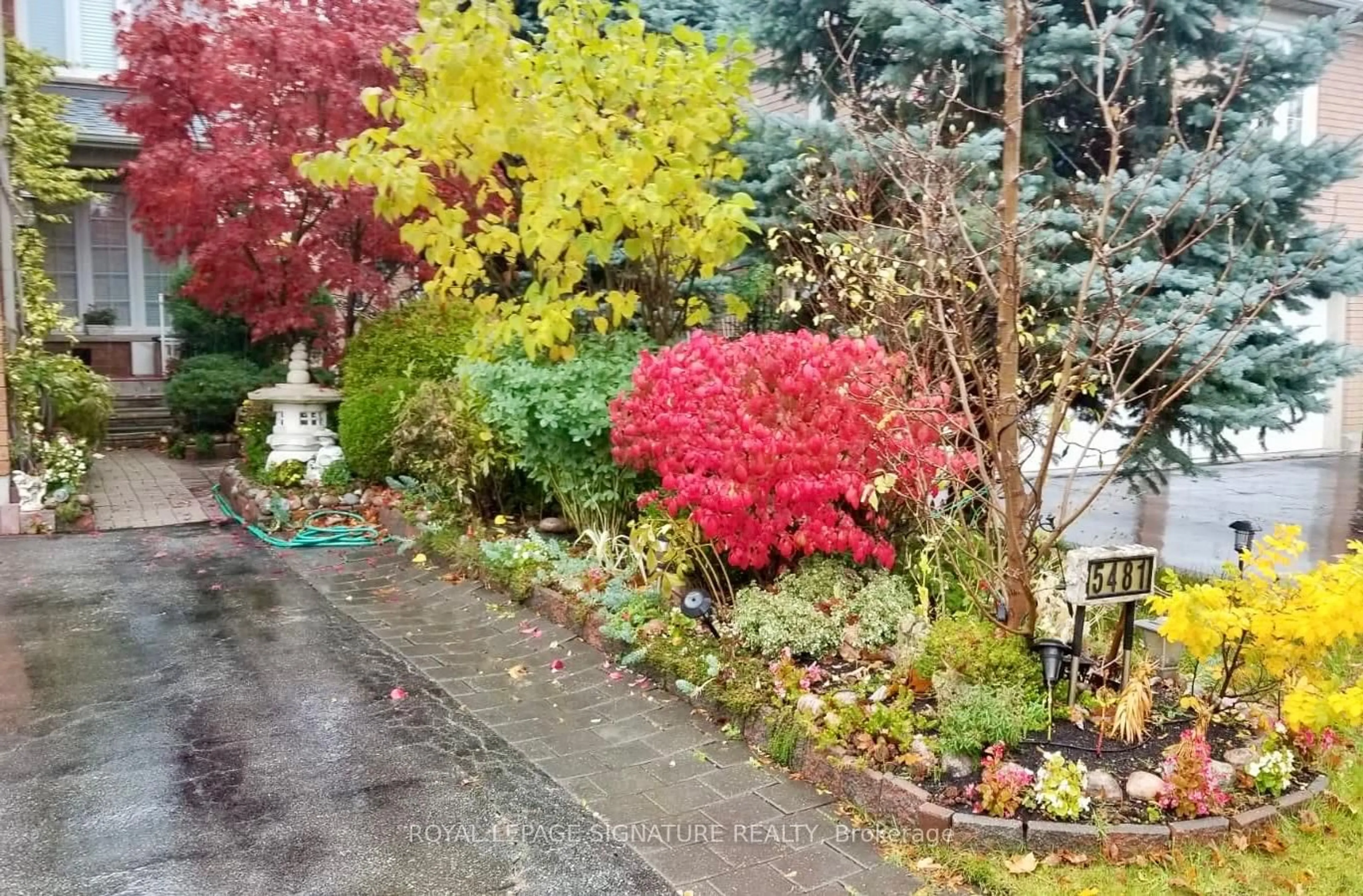 Patio, street for 5481 Palmerston Cres, Mississauga Ontario L5M 5Z8
