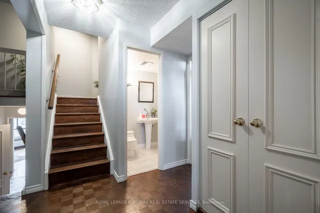 300 Mill Rd #C34, Toronto 3