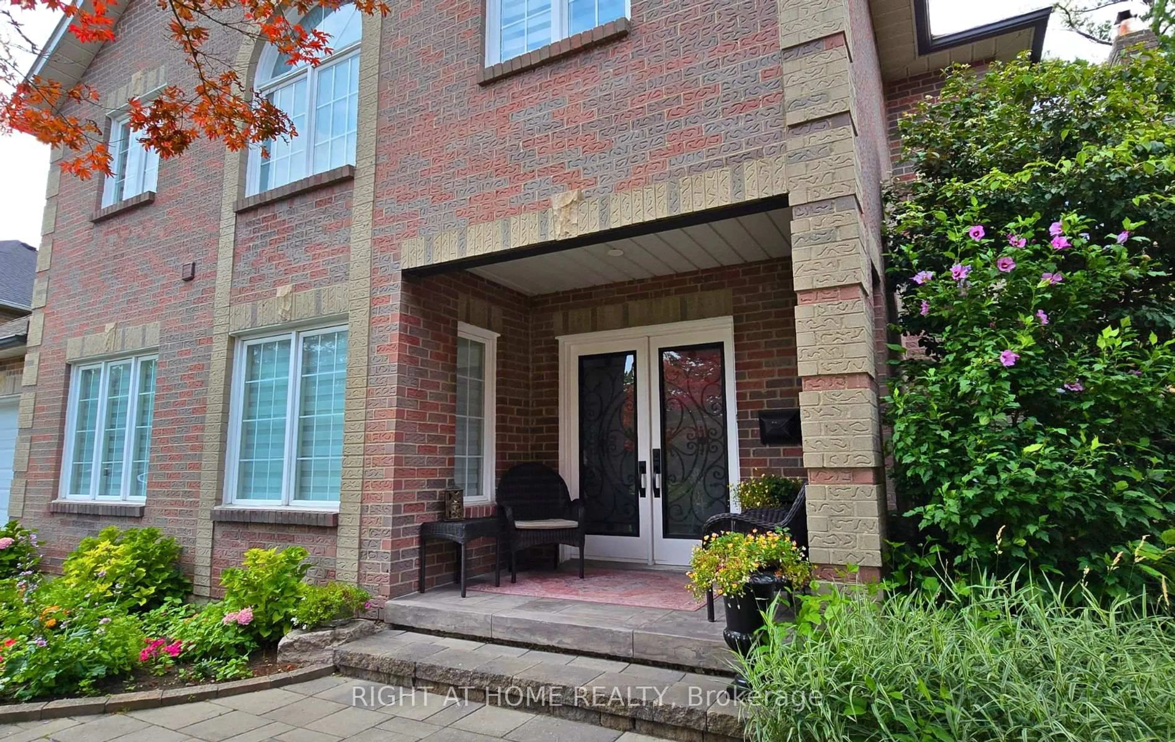 Home with brick exterior material, street for 1665 Asgard Dr, Mississauga Ontario L5E 3G5