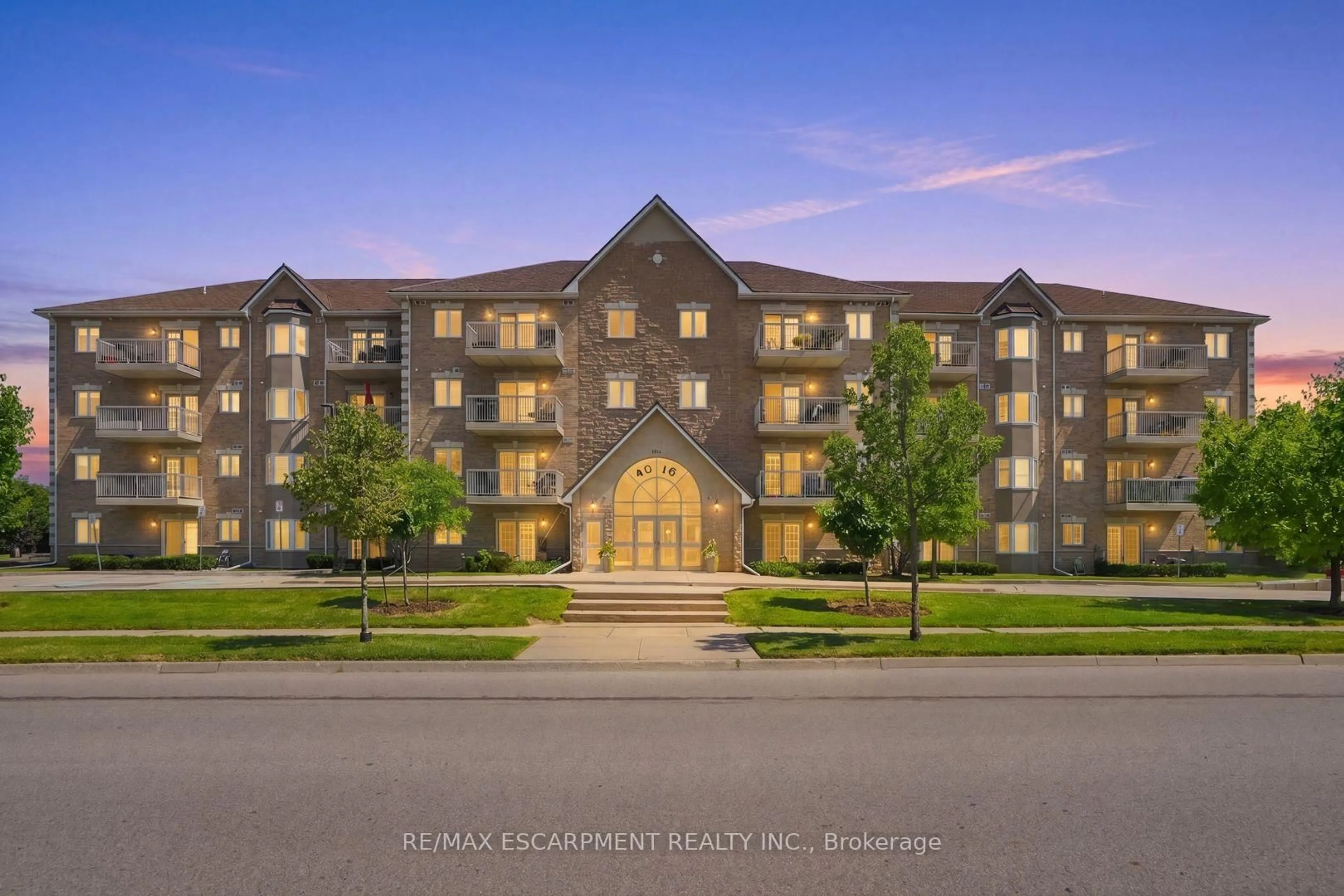 Unknown for 4016 Kilmer Dr #101, Burlington Ontario L7M 5A7