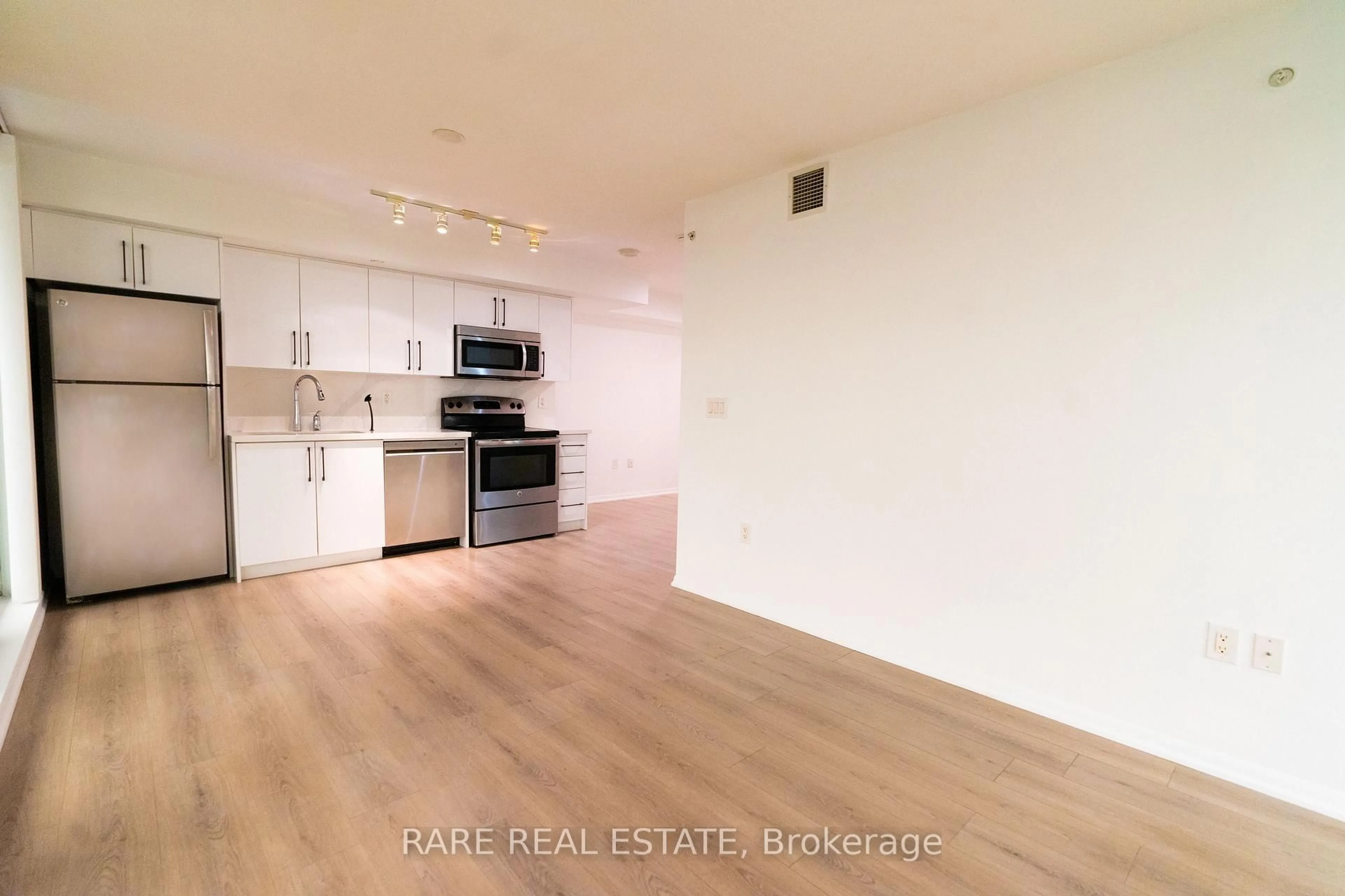 Unknown for 830 Lawrence Ave #1007, Toronto Ontario M6A 0B6