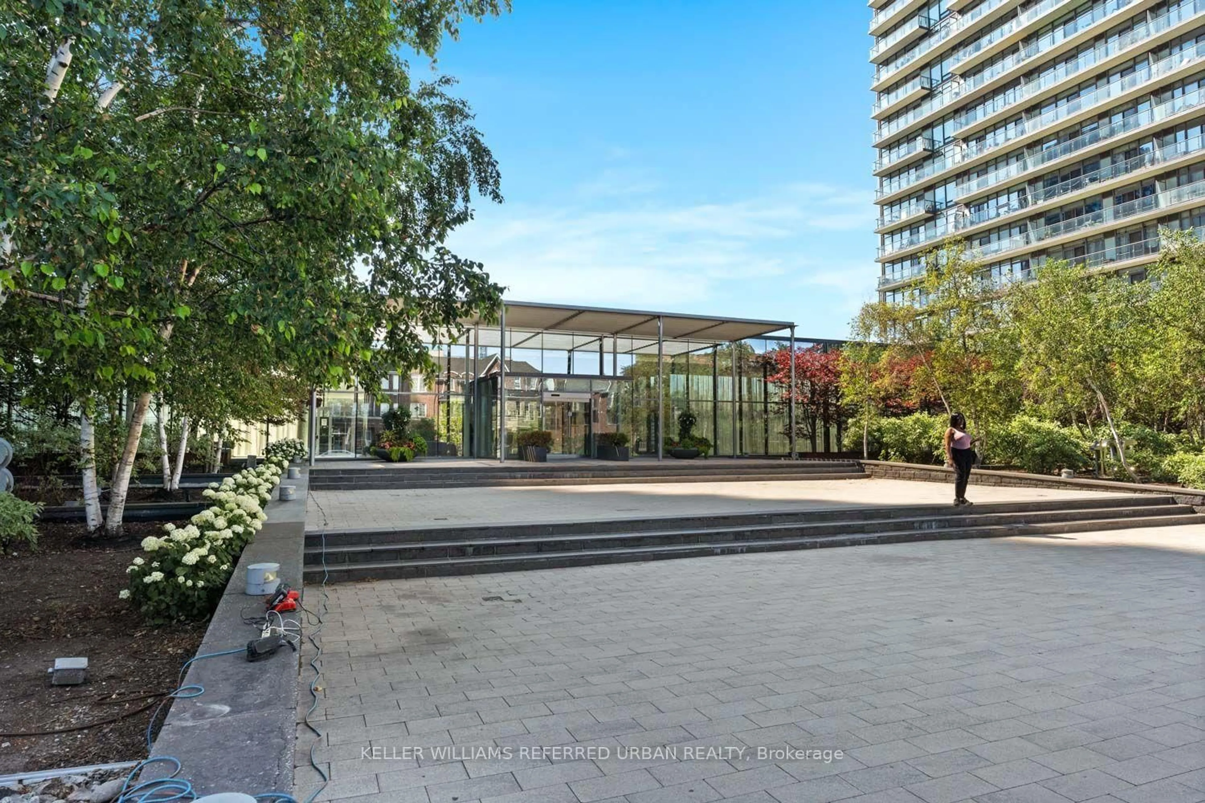 Patio, unknown for 105 The Queensway #PH3513, Toronto Ontario M6S 5B5