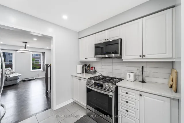 24 Metro Cres, Brampton 3