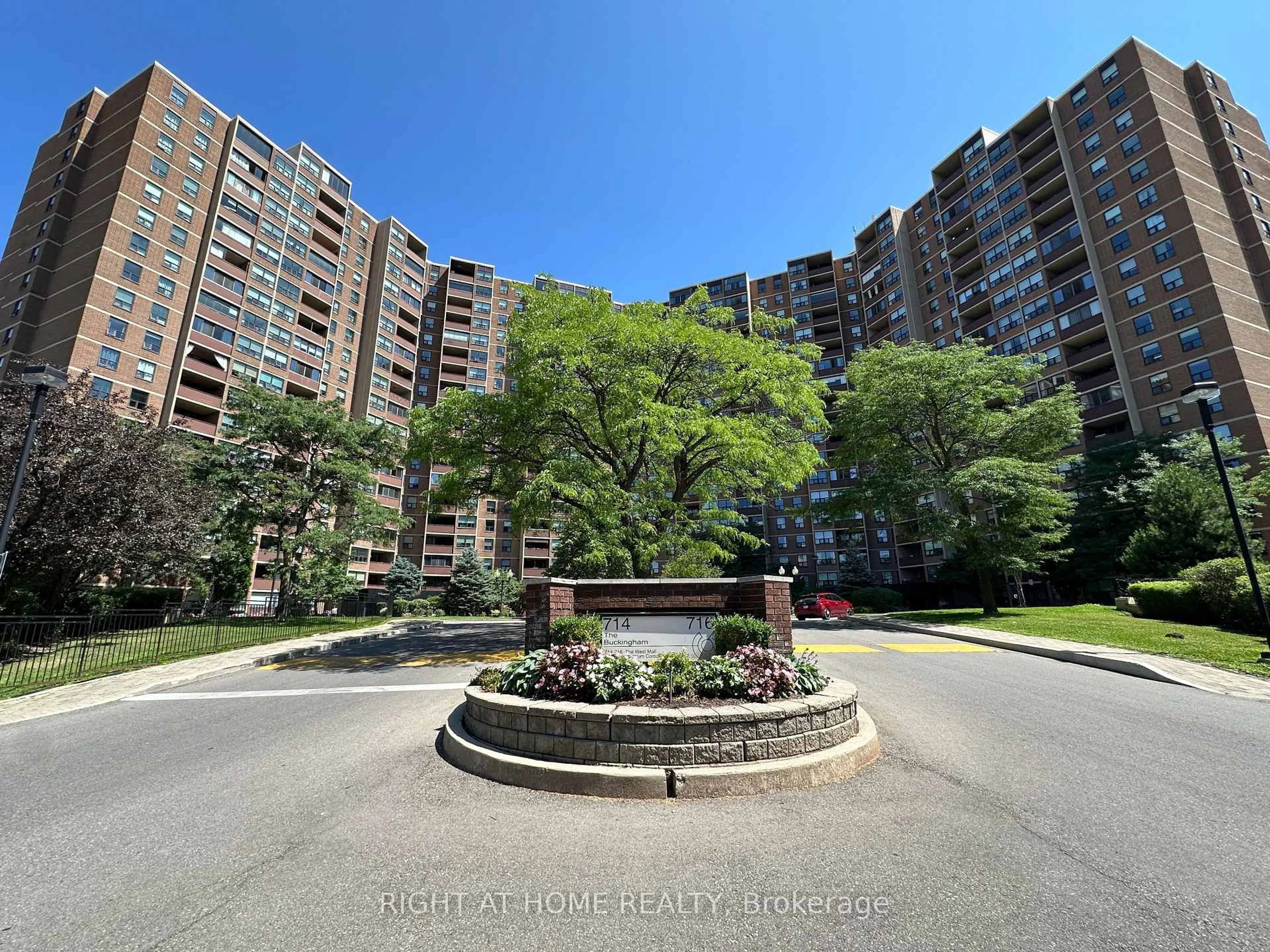 A pic from outside/outdoor area/front of a property/back of a property/a pic from drone, street for 716 The West Mall #1507, Toronto Ontario M9C 4X6