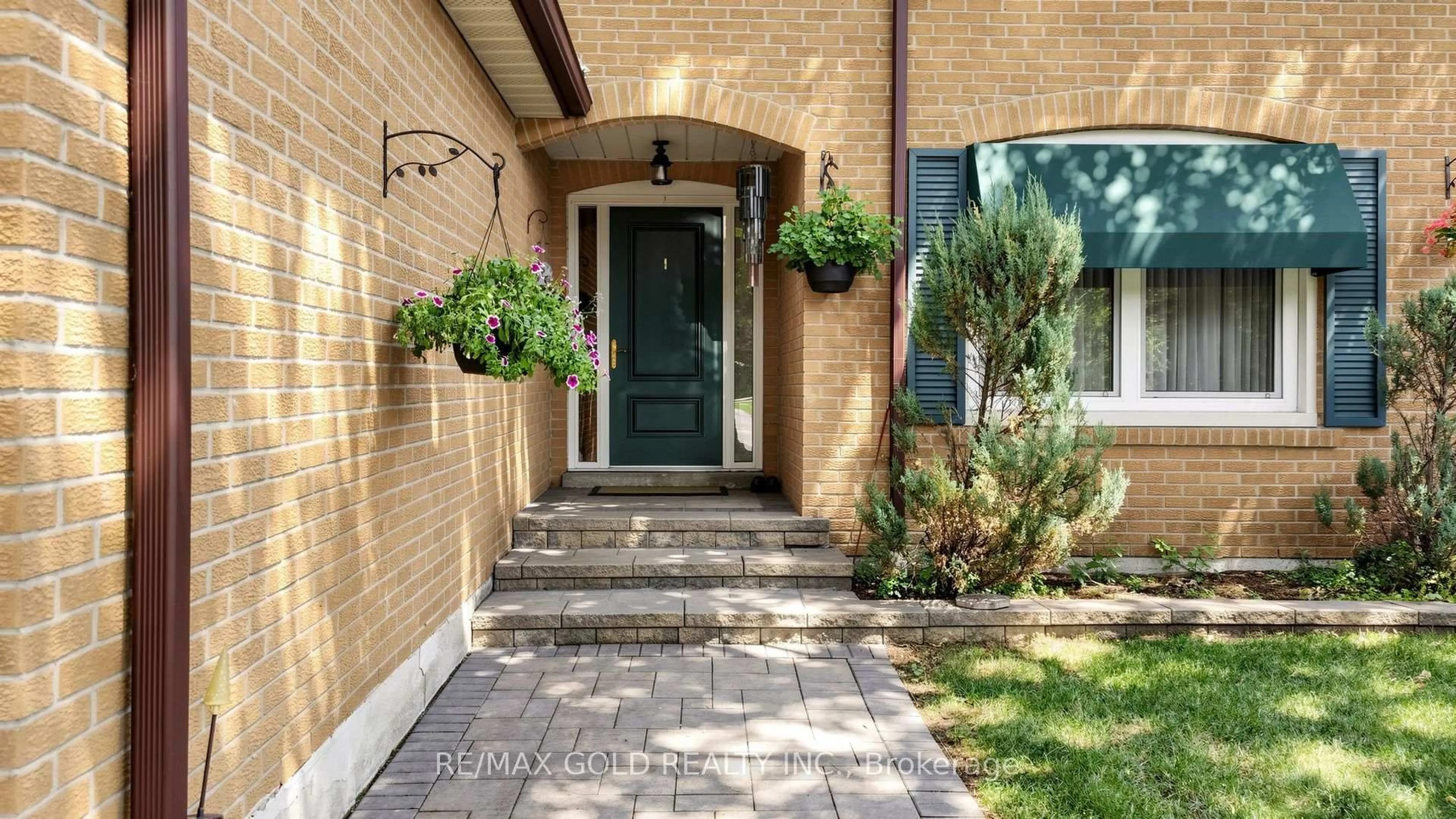 Home with brick exterior material, street for 1809 Melody Dr, Mississauga Ontario L5M 2K9