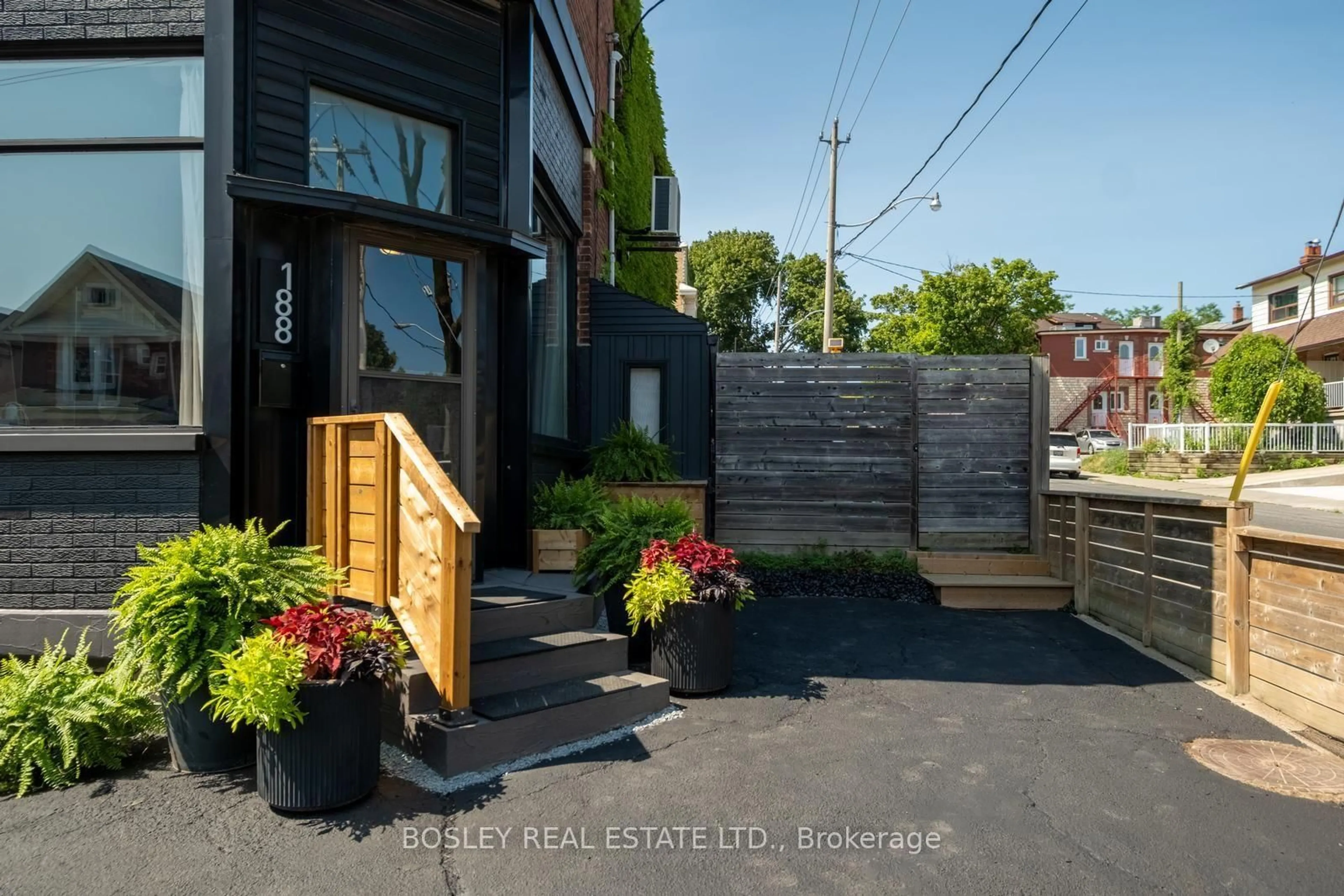 Patio, street for 188 Rosemount Ave, Toronto Ontario M6H 2N3