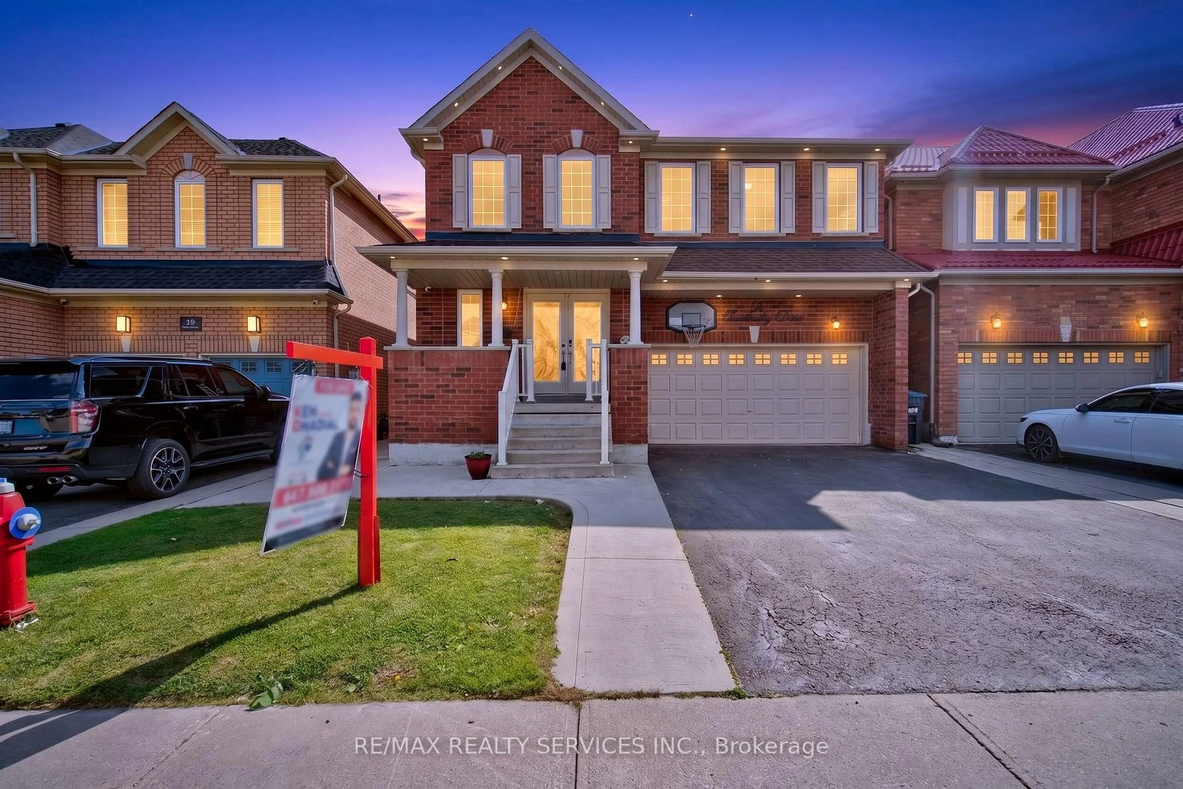 Home with brick exterior material, street for 58 Quailvalley Dr, Brampton Ontario L6R 0N4