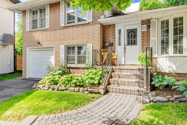 21 Halbadier Pl, Toronto 3