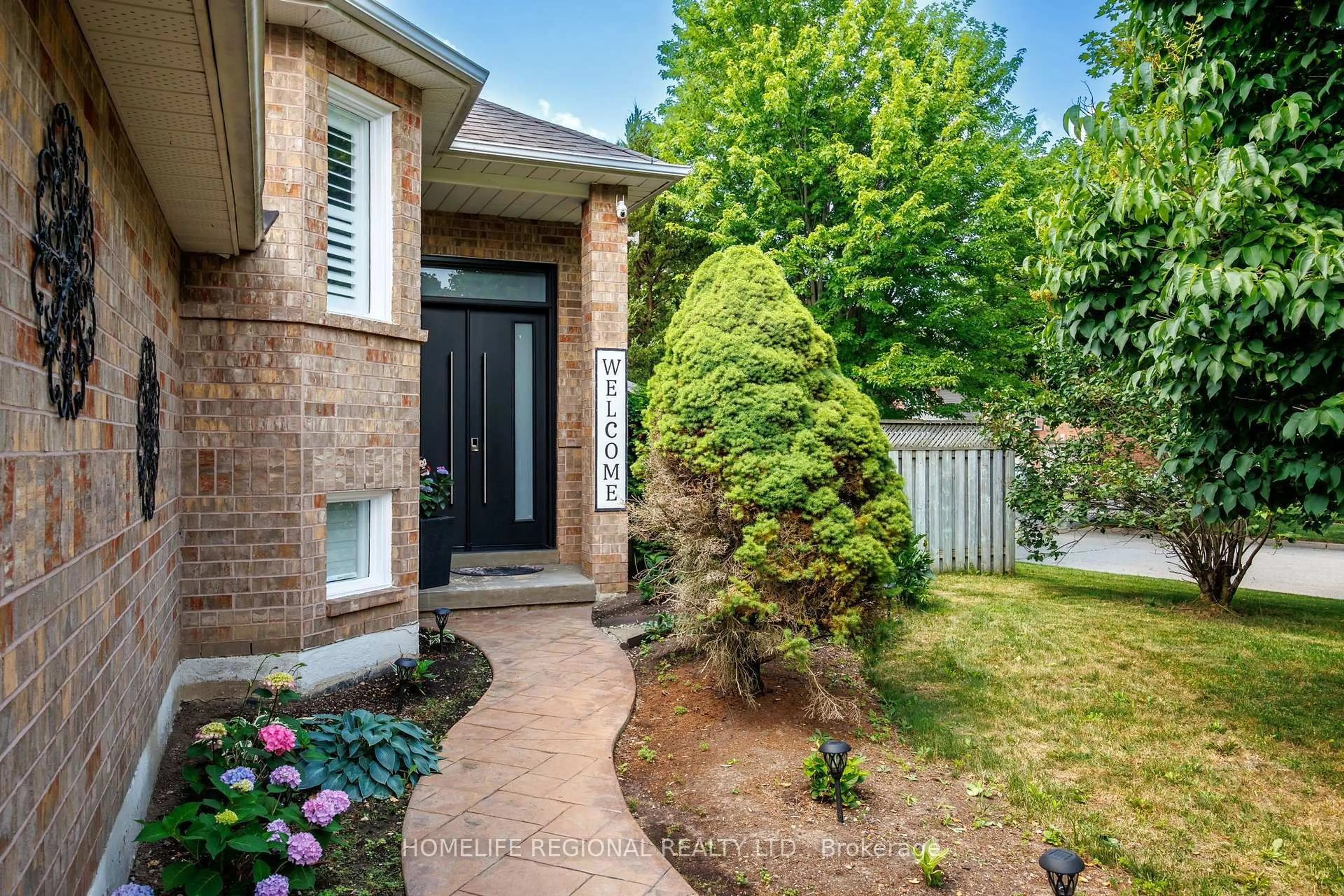 Home with brick exterior material, street for 20 Ruddell Cres, Halton Hills Ontario L7G 5N4