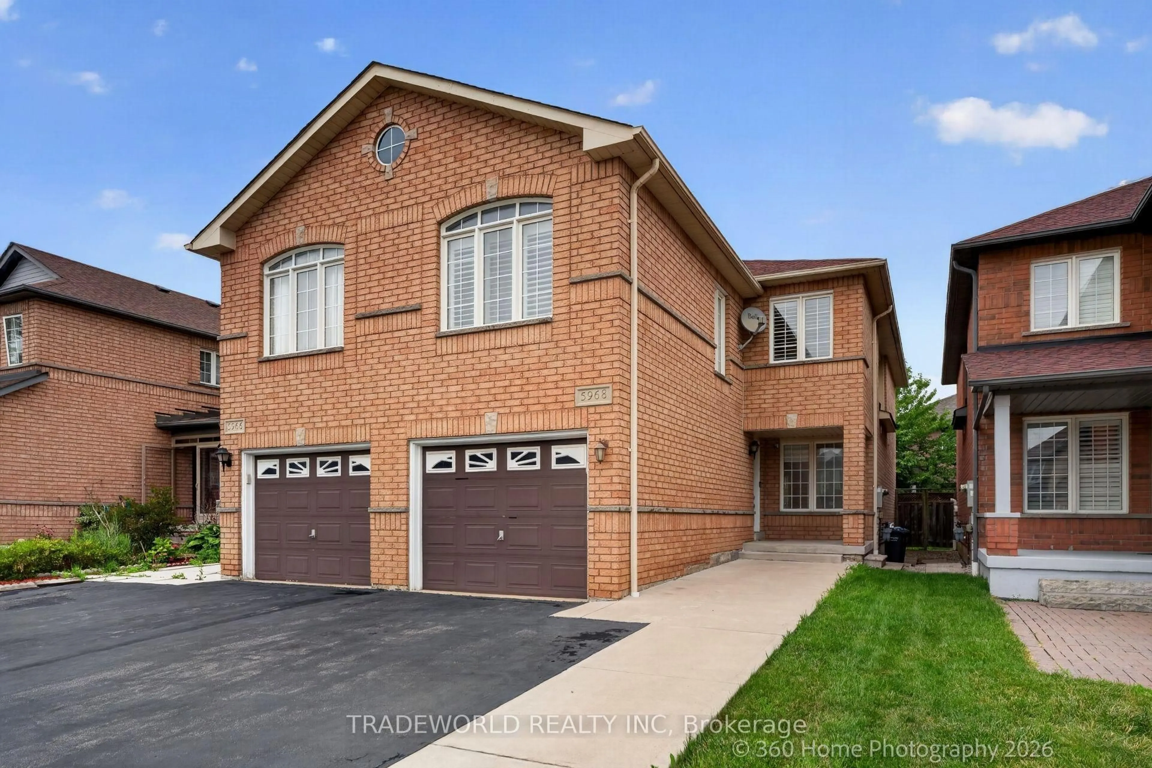 Home with brick exterior material, street for 5968 Gant Cres, Mississauga Ontario L5V 2T6