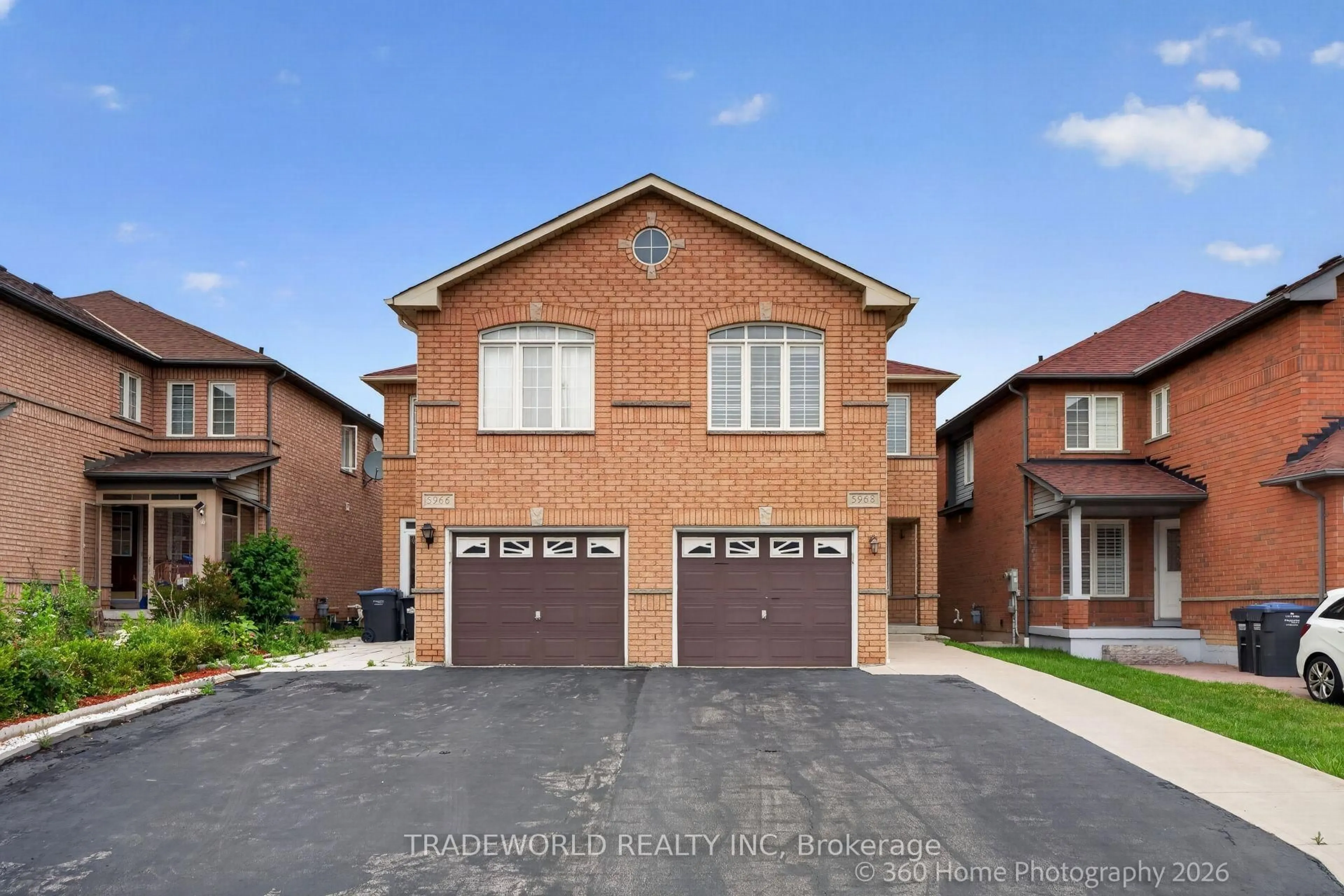 Home with brick exterior material, street for 5968 Gant Cres, Mississauga Ontario L5V 2T6
