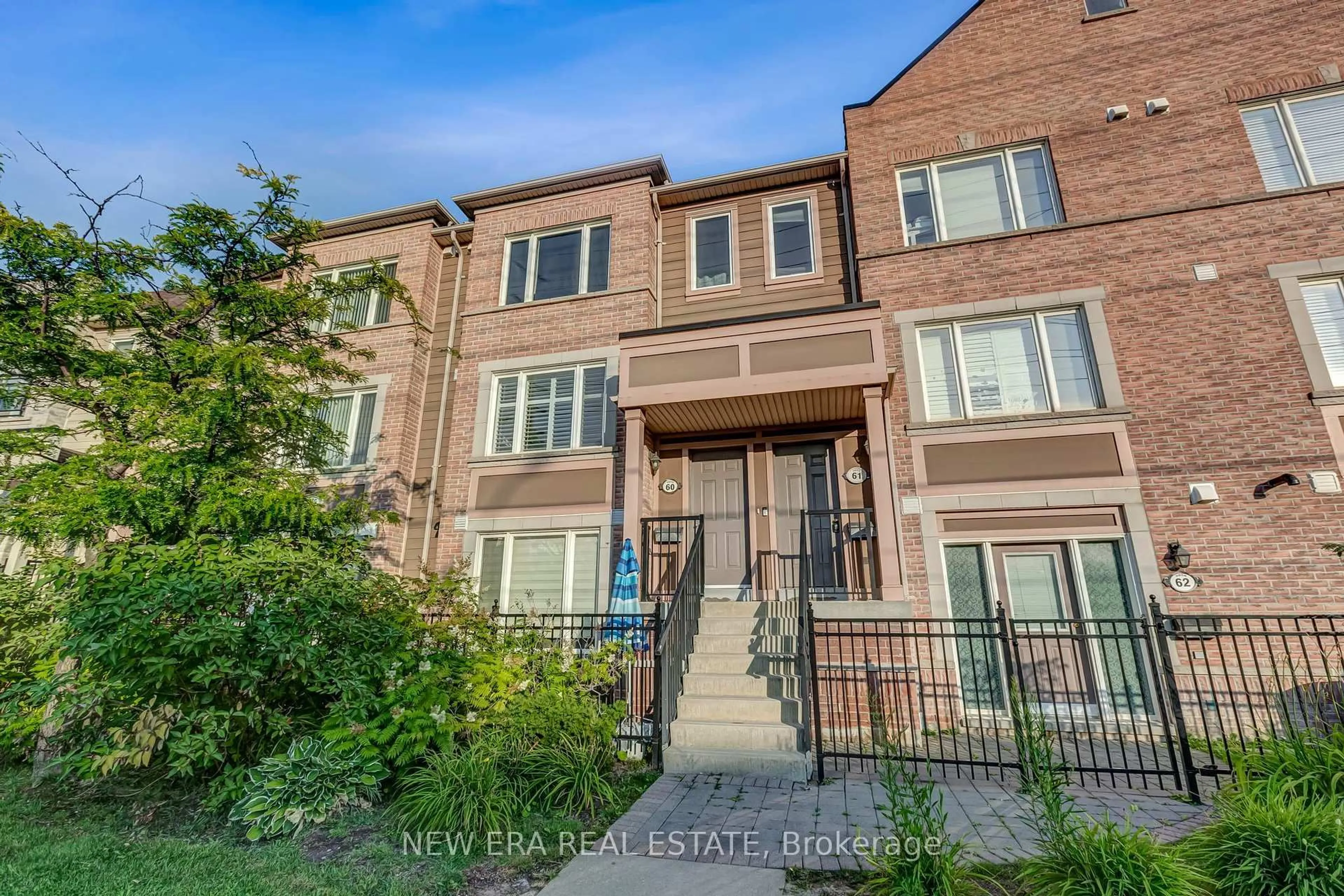 Home with brick exterior material, street for 3056 Eglinton Ave #60, Mississauga Ontario L5M 8E4