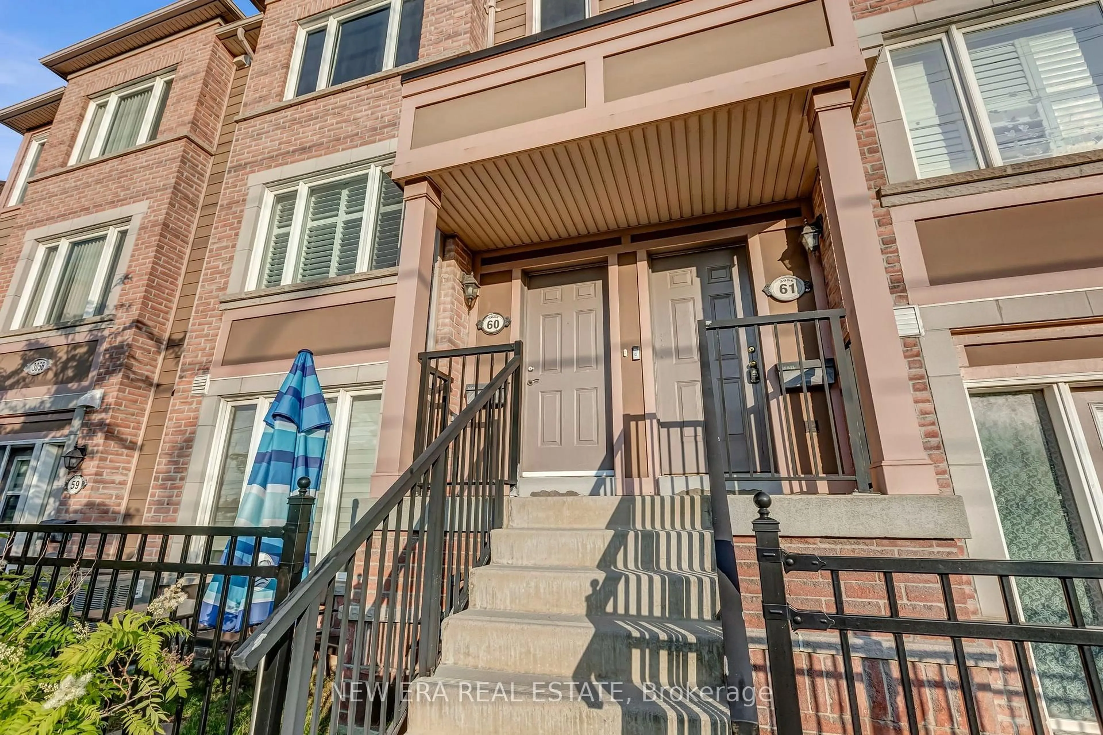 Unknown for 3056 Eglinton Ave #60, Mississauga Ontario L5M 8E4
