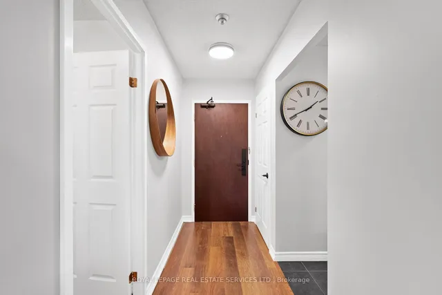185 Robinson St #202, Oakville 3