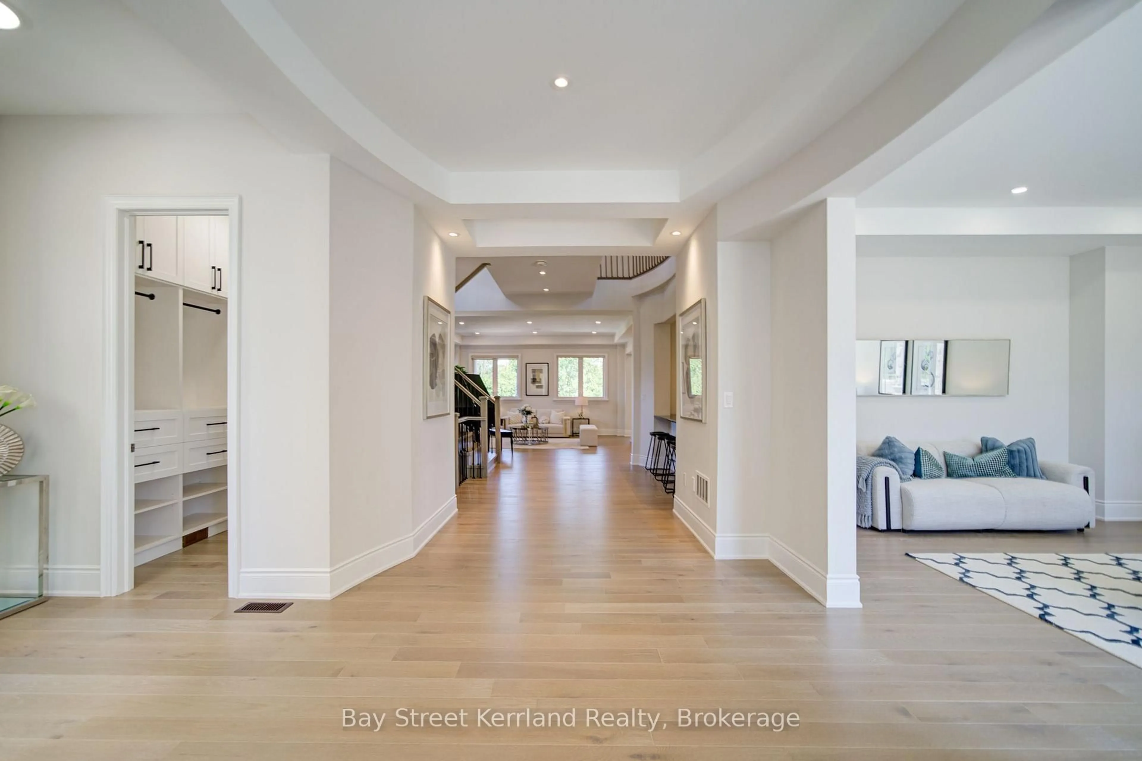 Unknown for 2267 Saw Whet Blvd, Oakville Ontario L6M 5M9