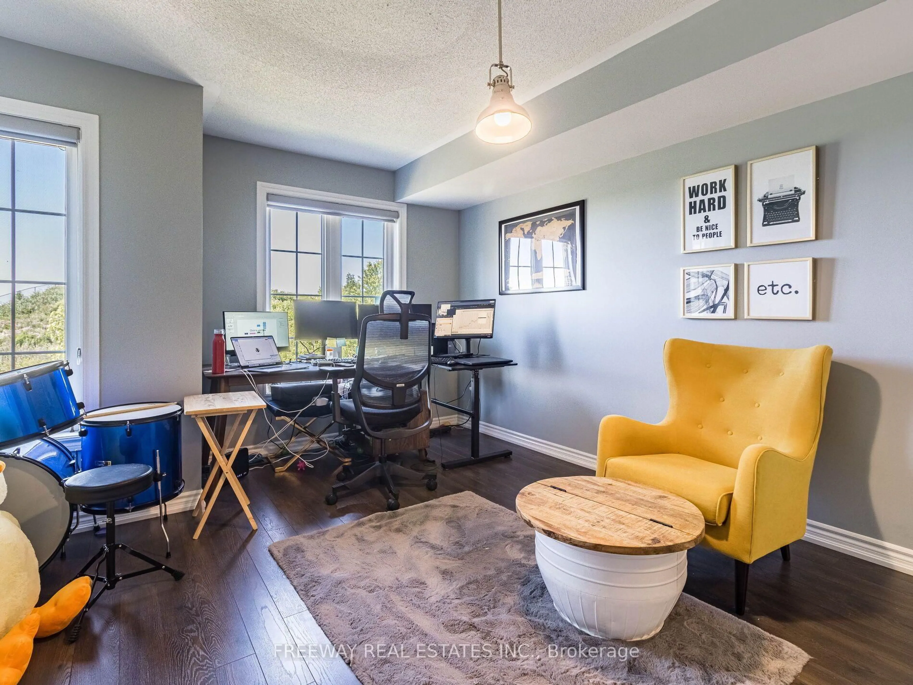 Living room with furniture, unknown for 46 Miami Grve, Brampton Ontario L6Z 0H7