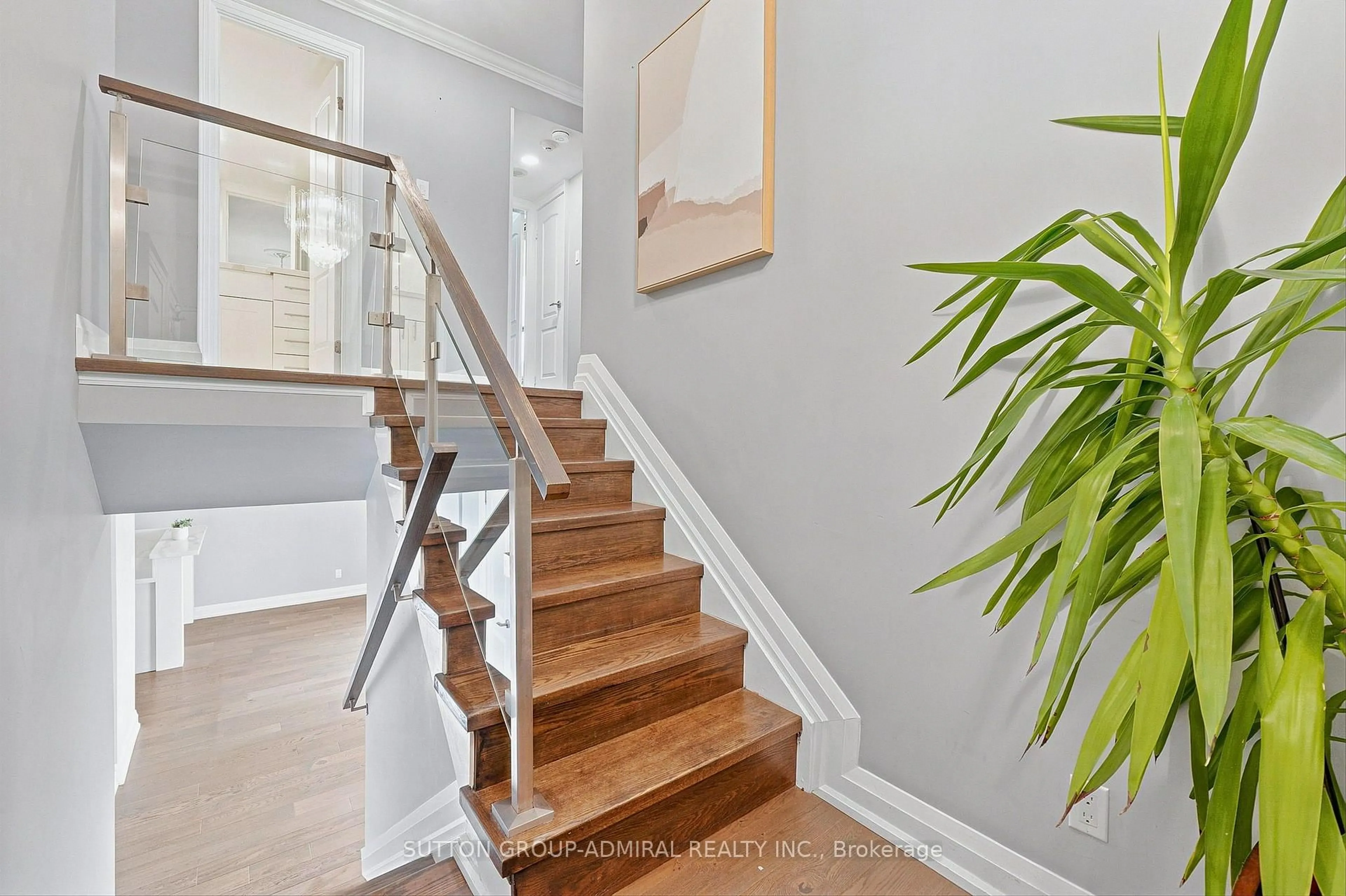 Stairs for 300 Mill Rd #D19, Toronto Ontario M9C 4W7