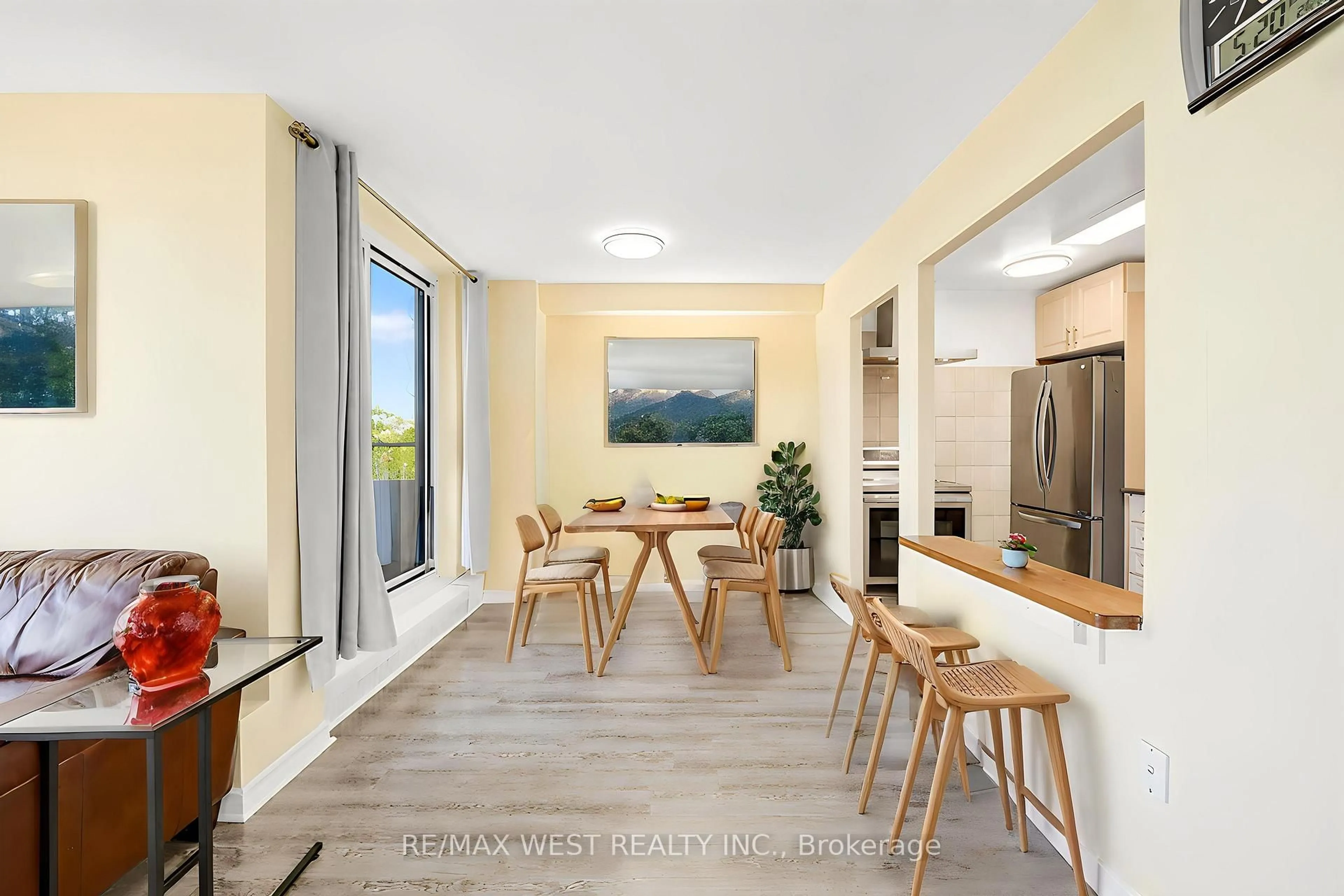 Unknown for 335 Driftwood Ave #709, Toronto Ontario M3N 2P3