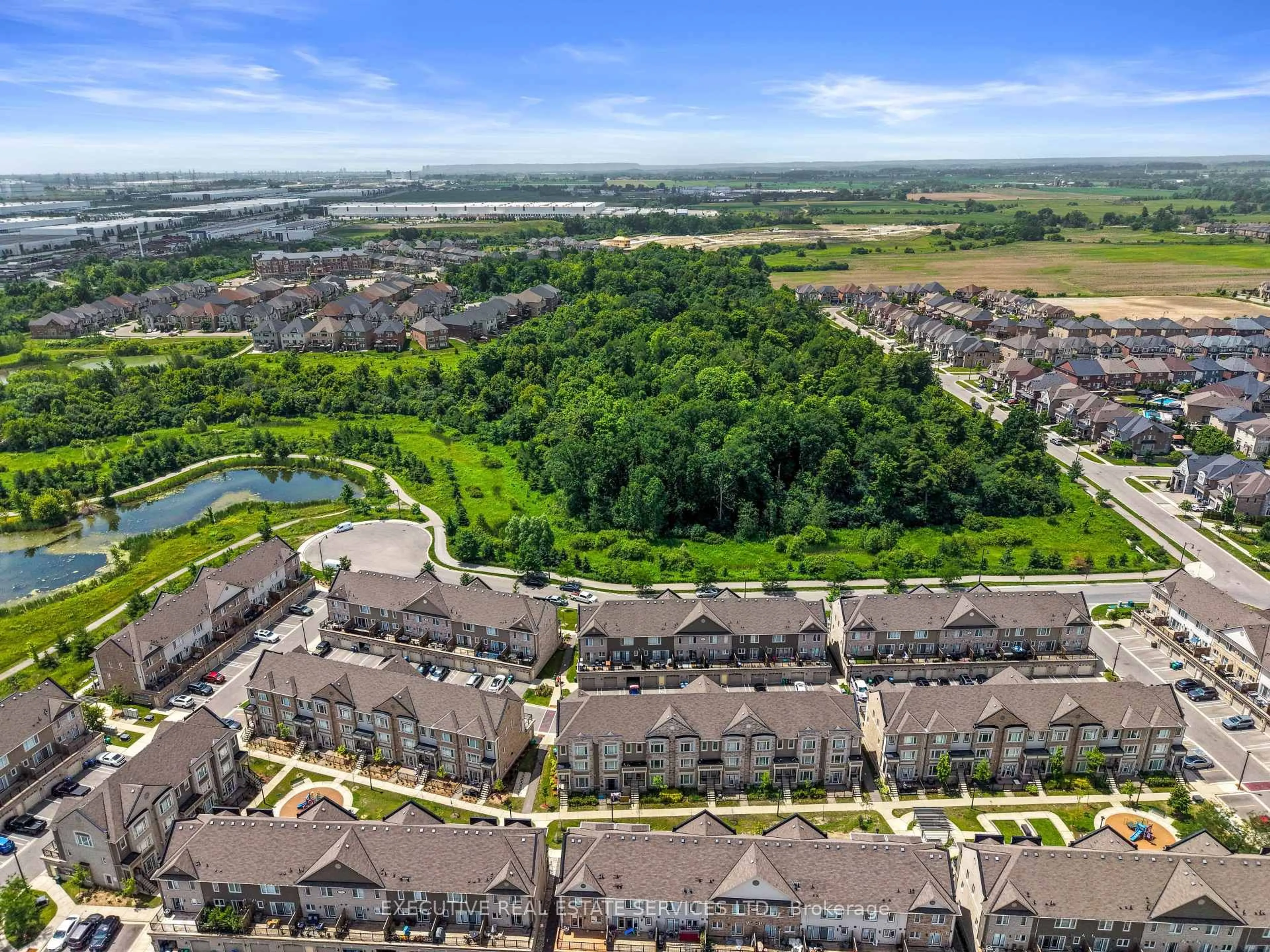A pic from outside/outdoor area/front of a property/back of a property/a pic from drone, unknown for 1 Beckenrose Crt #144, Brampton Ontario L6Y 6G2
