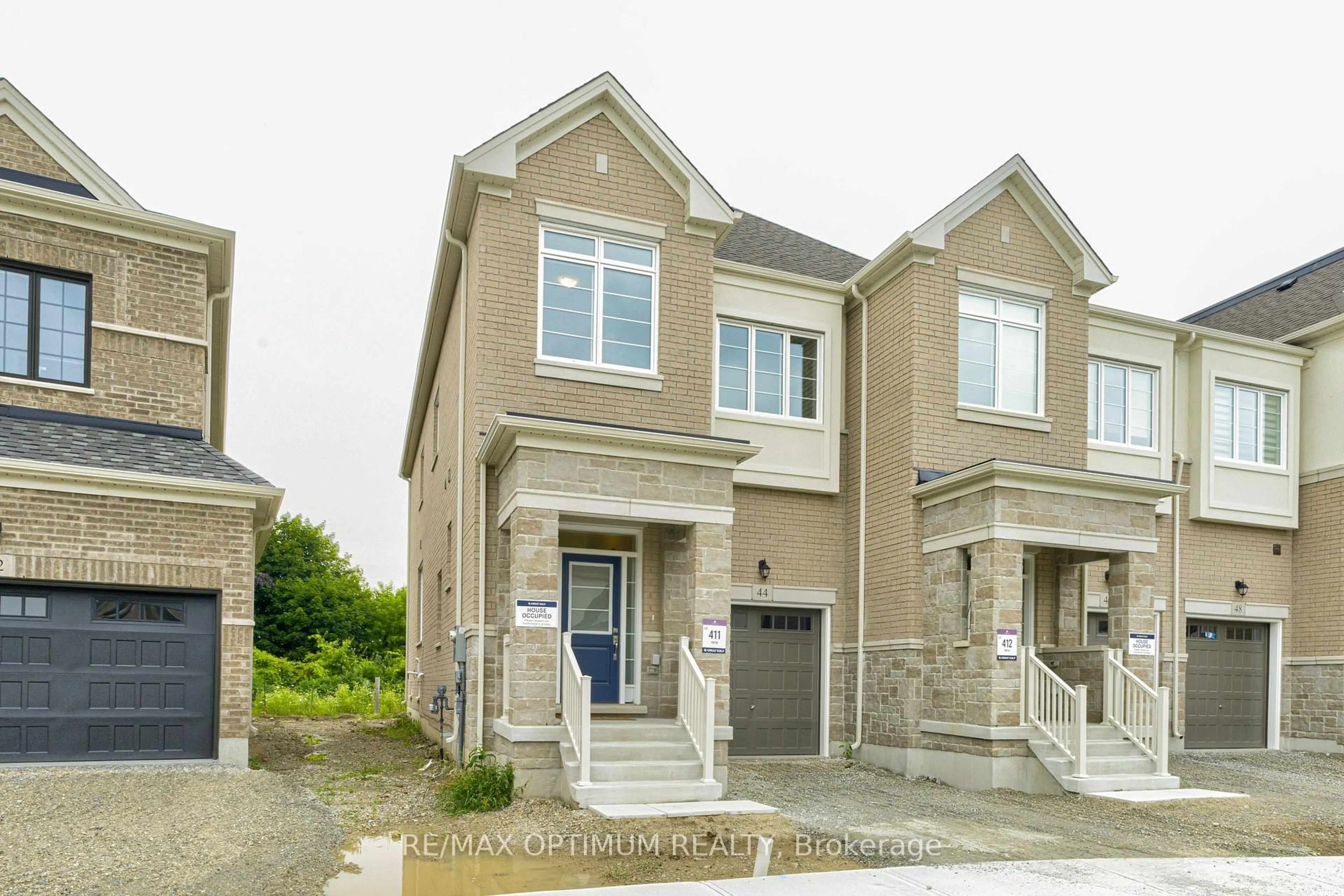 Unknown for 44 Bermondsey Way, Brampton Ontario L6Y 6K9