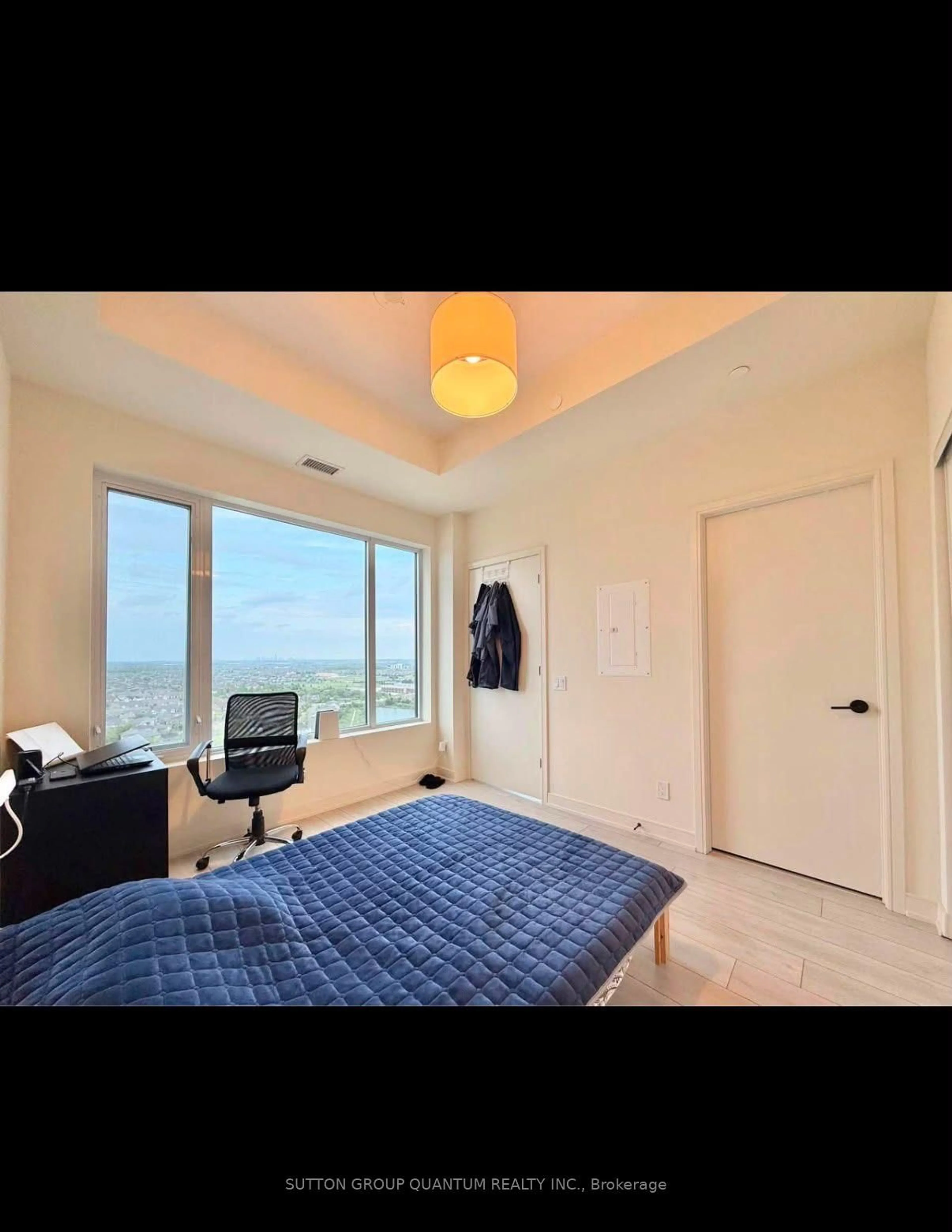 A pic of a room for 8010 Derry Rd #1901, Milton Ontario L9T 9N3