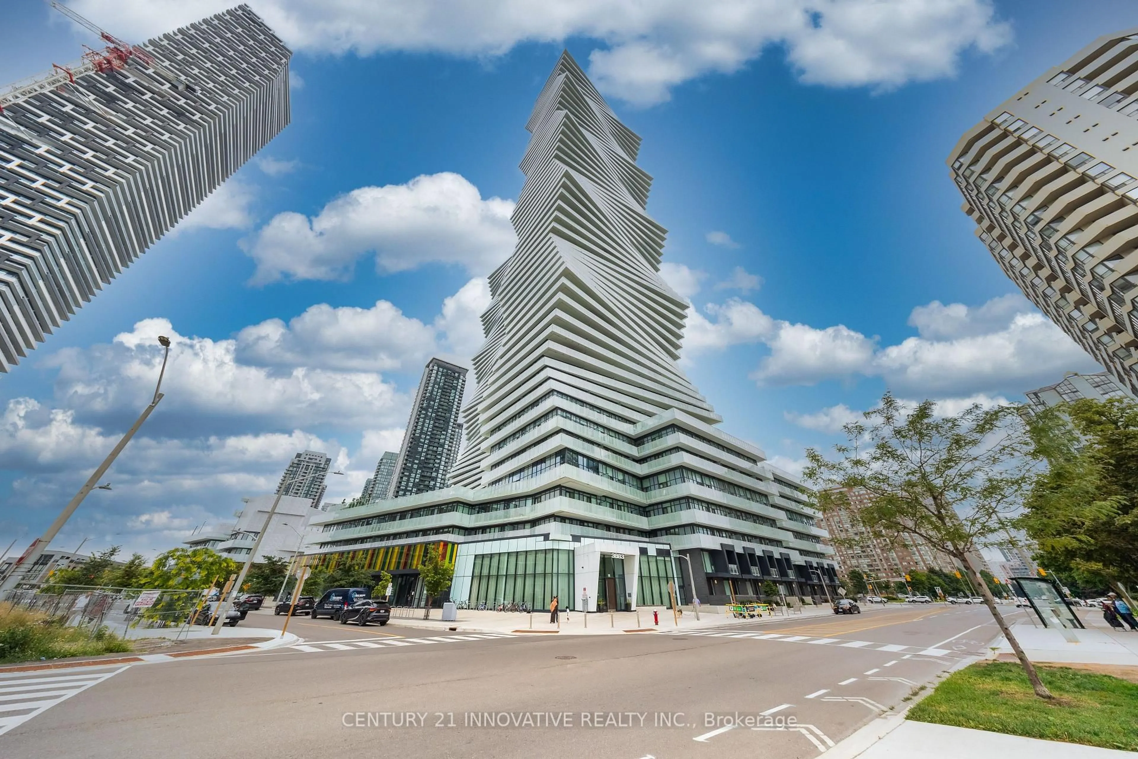 Indoor foyer for 3883 quartz Rd #4011, Mississauga Ontario L5B 0M4