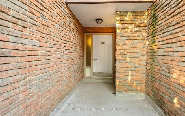 2605 Woodchester Dr #50, Mississauga 4