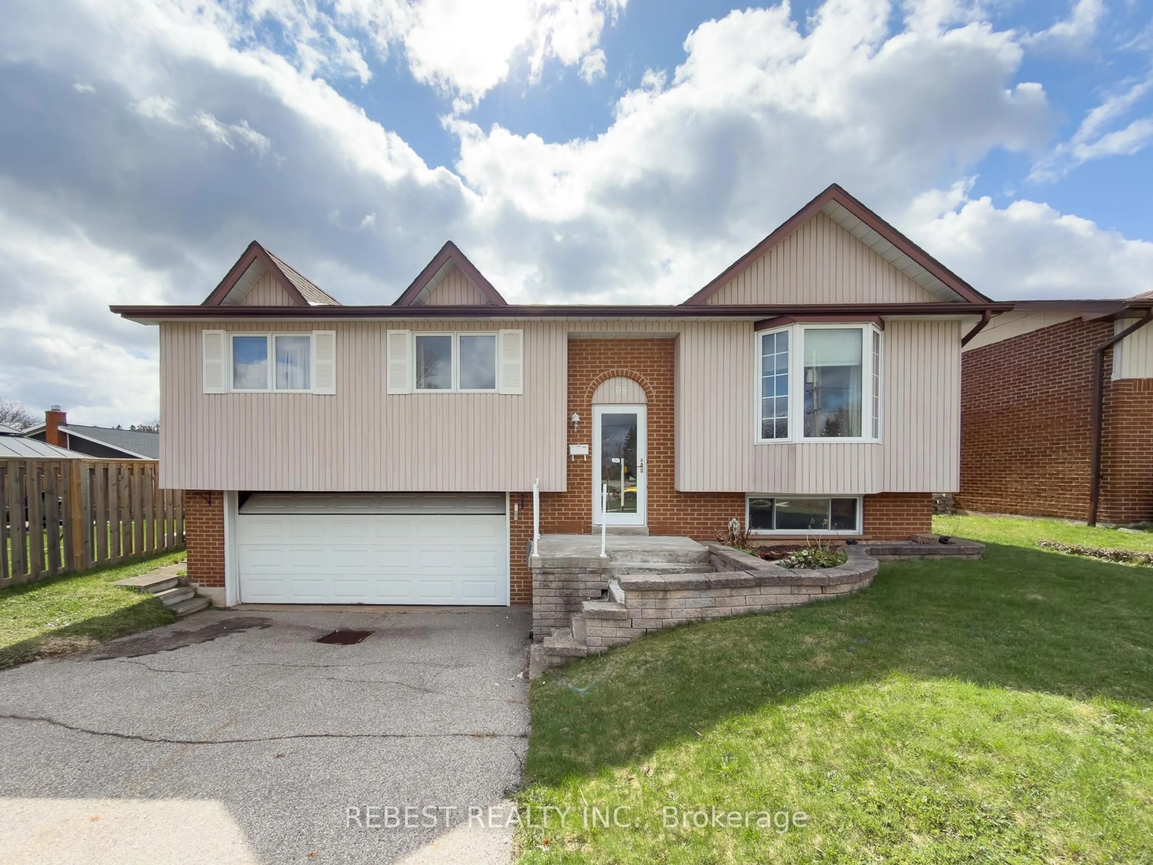 Home with vinyl exterior material, street for 98 Cobblehill Rd, Halton Hills Ontario L7J 1P3