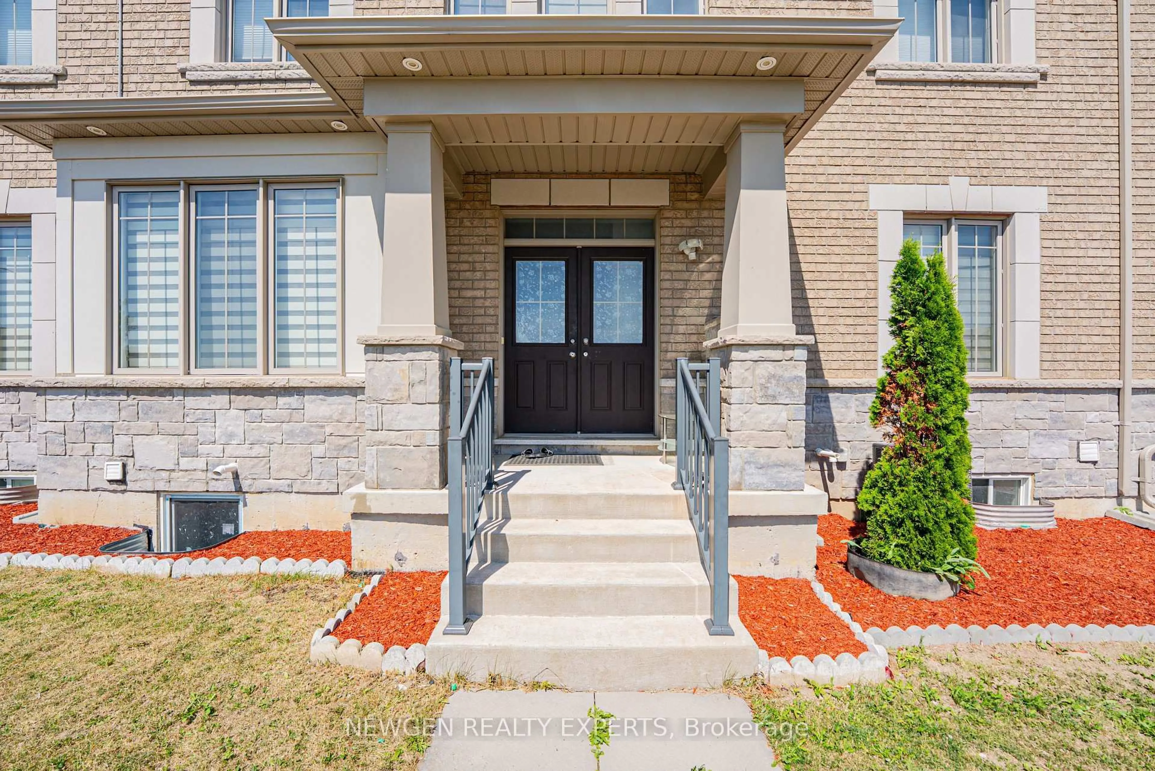 Unknown for 2 Rangemore Rd, Brampton Ontario L7A 4V8