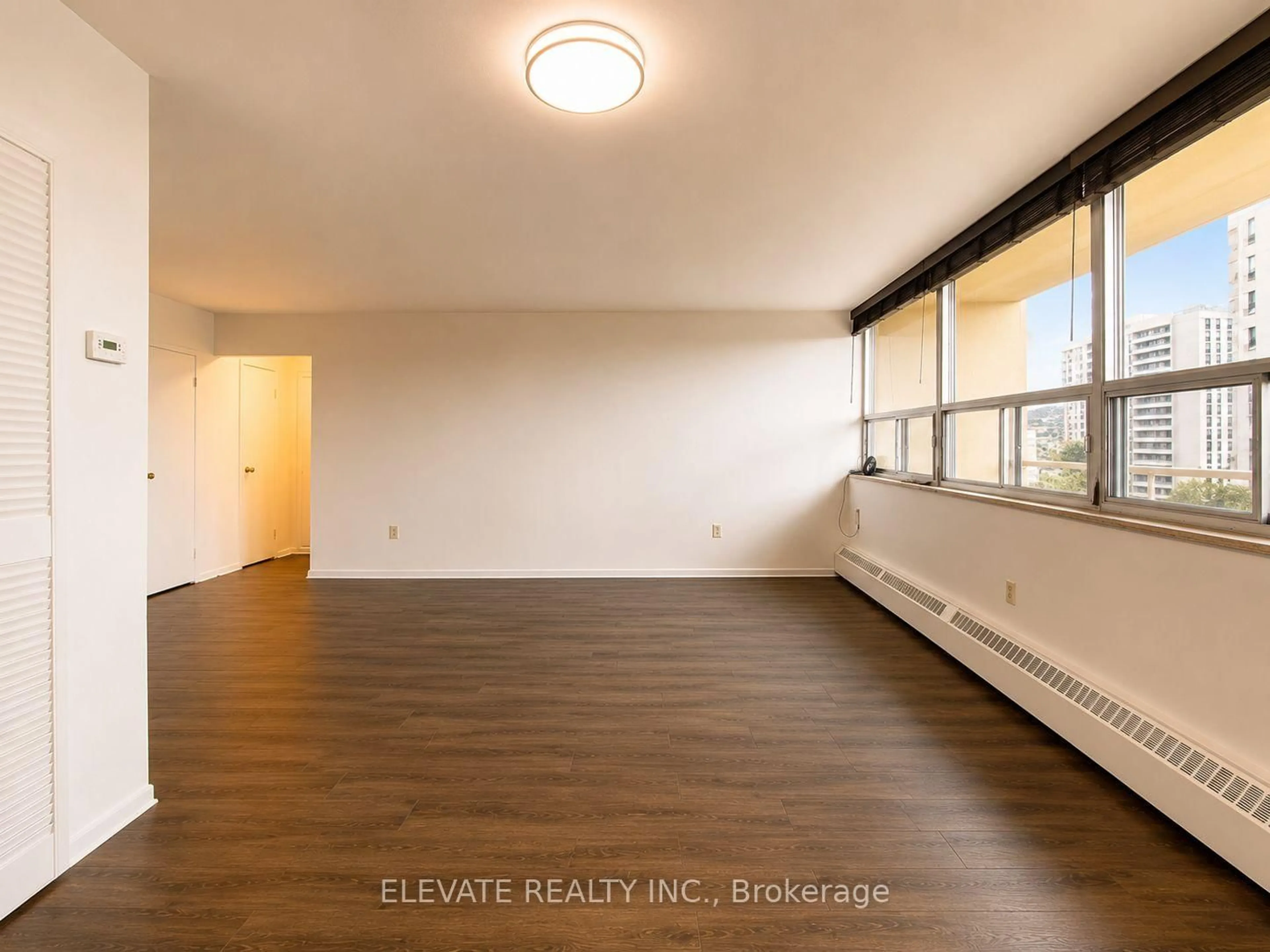 A pic of a room for 360 Ridelle Ave #815, Toronto Ontario M6B 1K1